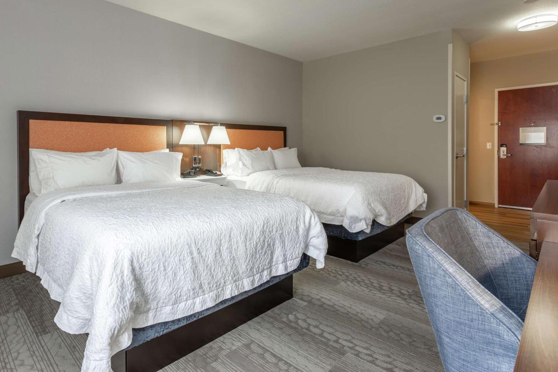 Hampton Inn Jefferson City at Capital Mall photo 18