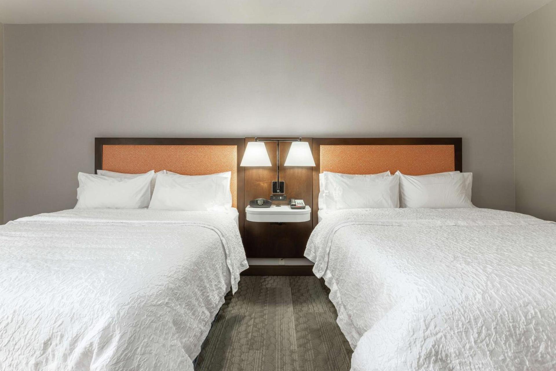 Hampton Inn Jefferson City at Capital Mall photo 22