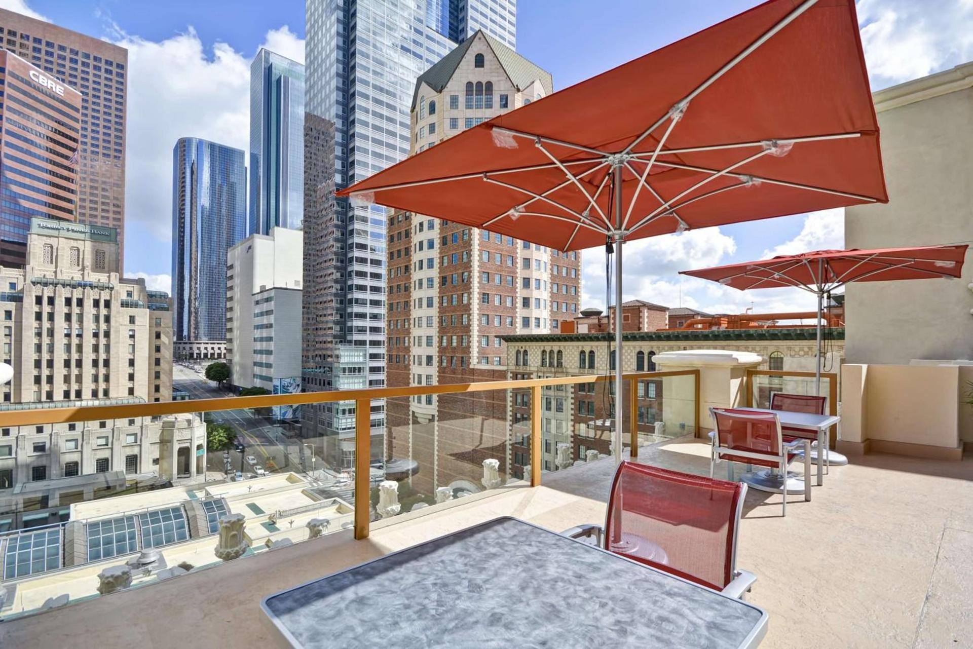 Hilton Checkers Los Angeles photo 2