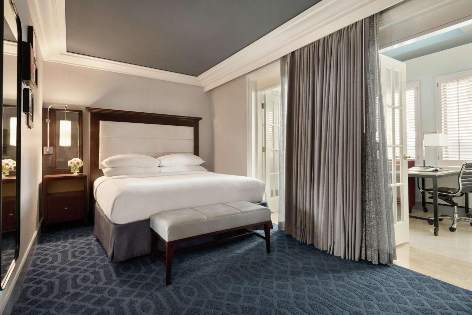 Hilton Checkers Los Angeles photo 21