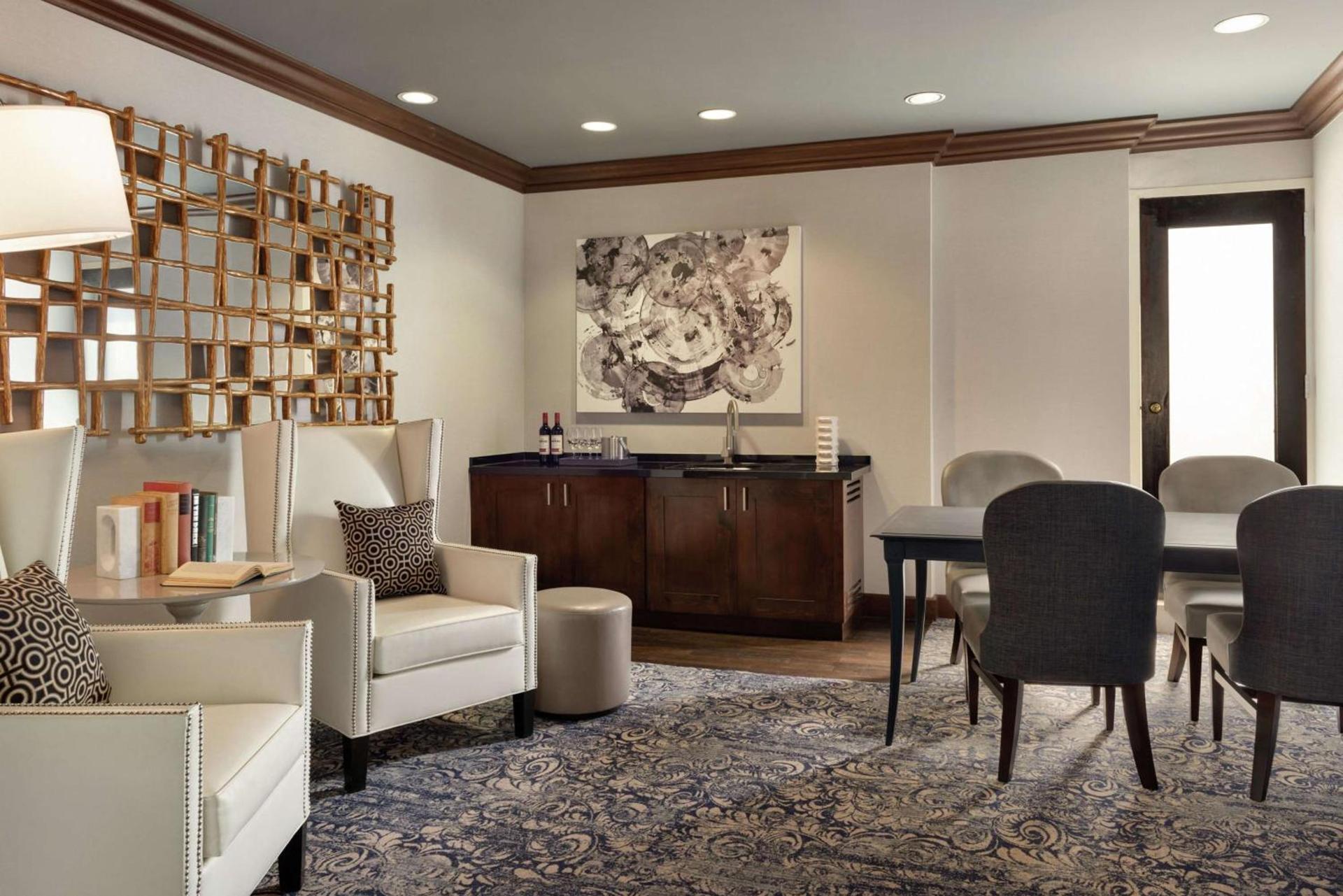 Hilton Checkers Los Angeles photo 29
