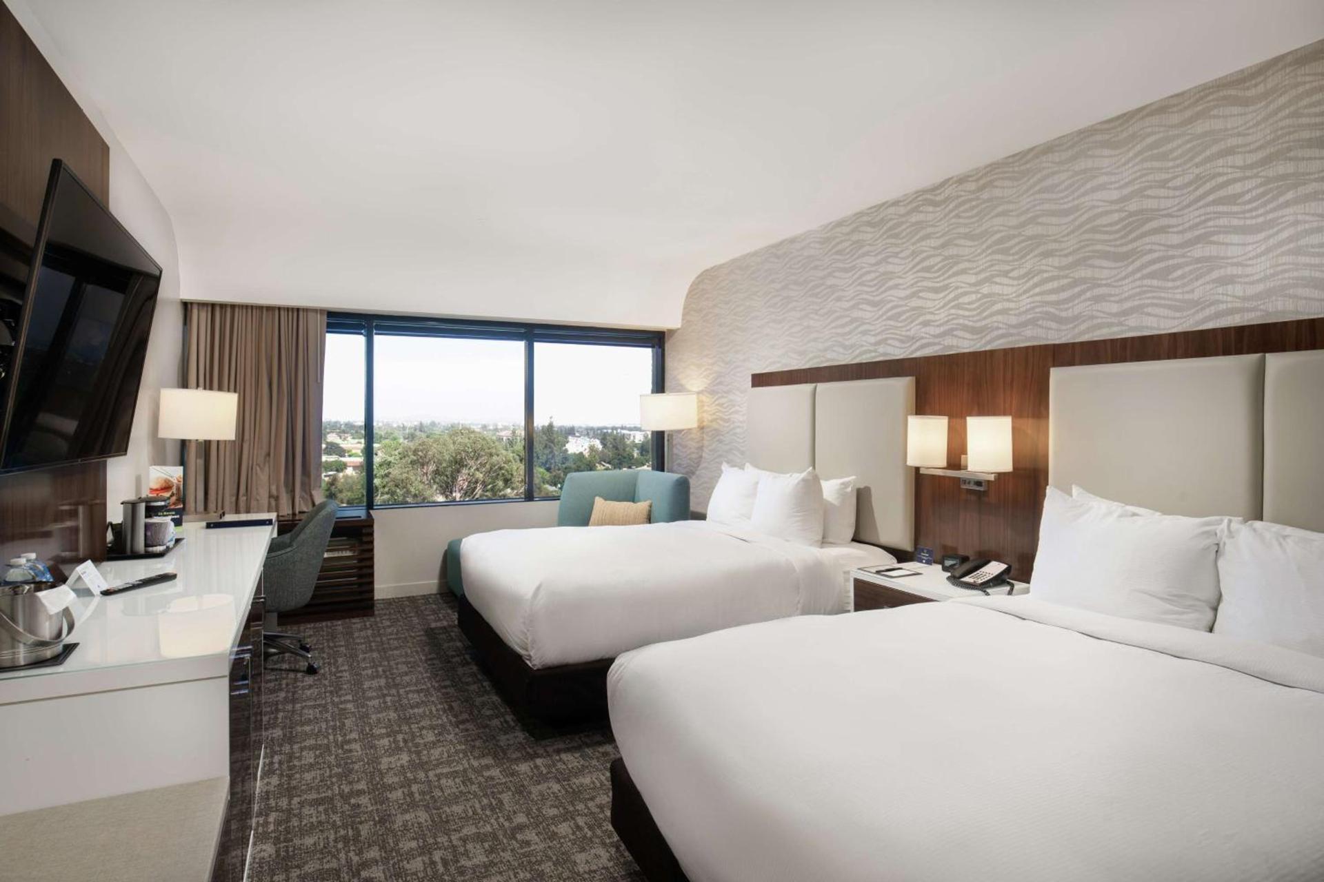 DoubleTree by Hilton Monrovia - Pasadena Area photo 19