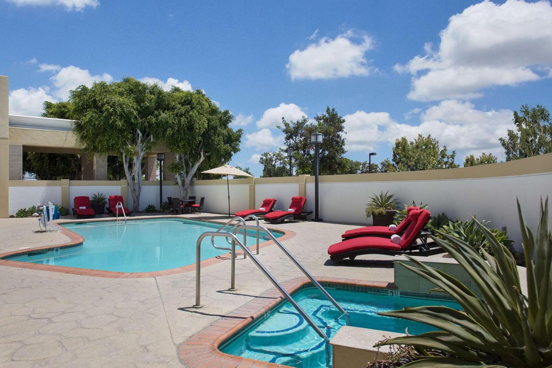 DoubleTree by Hilton Los Angeles Norwalk photo 6