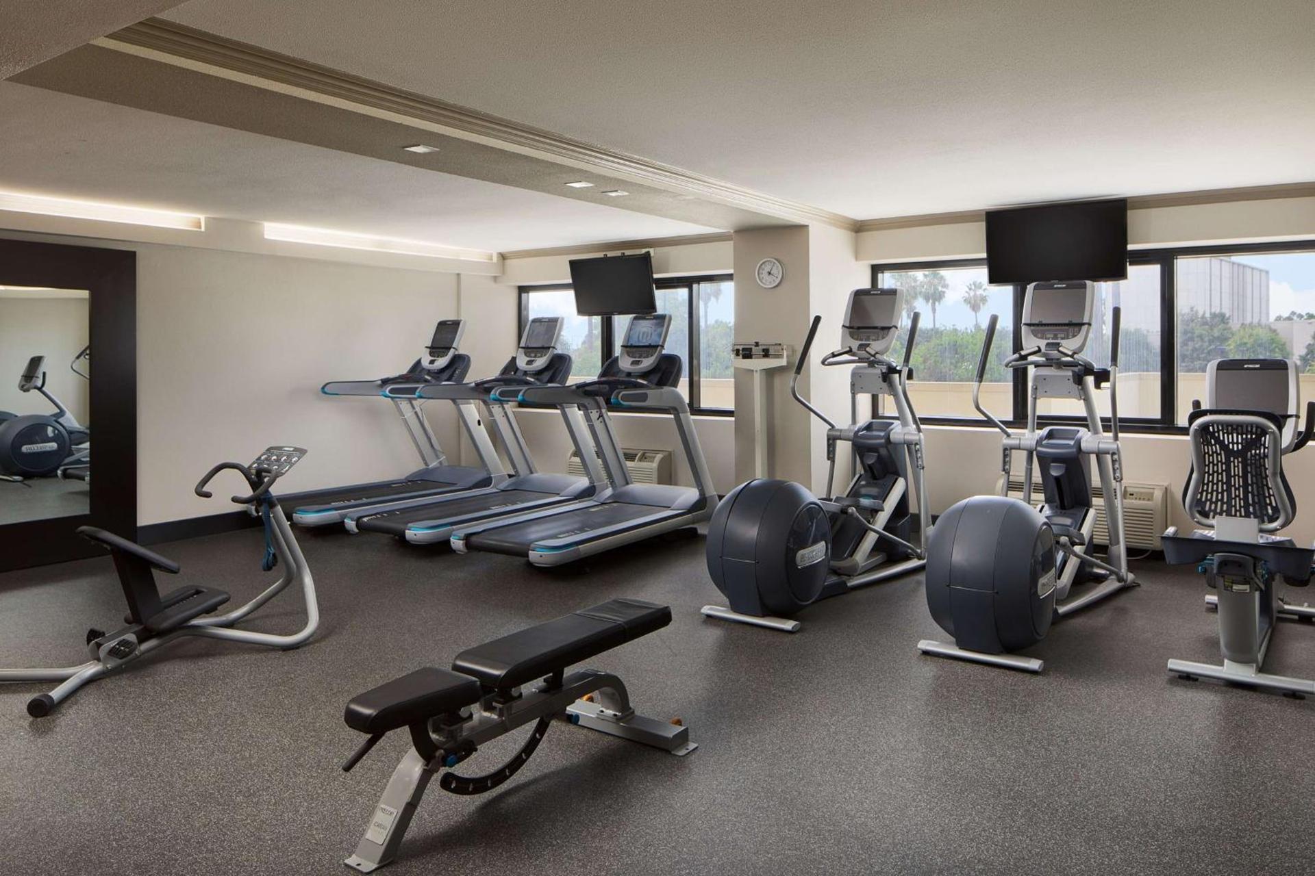 DoubleTree by Hilton Los Angeles Norwalk photo 12