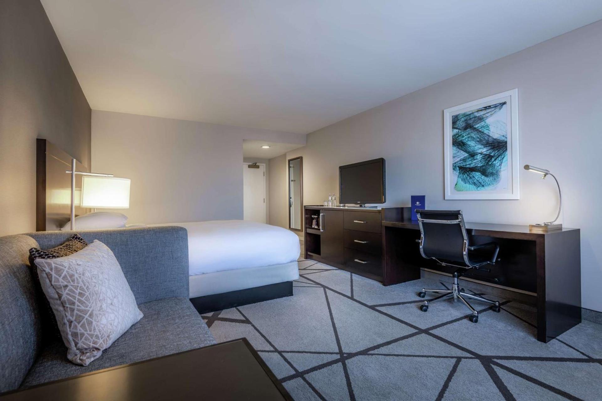 DoubleTree by Hilton Los Angeles Norwalk photo 35