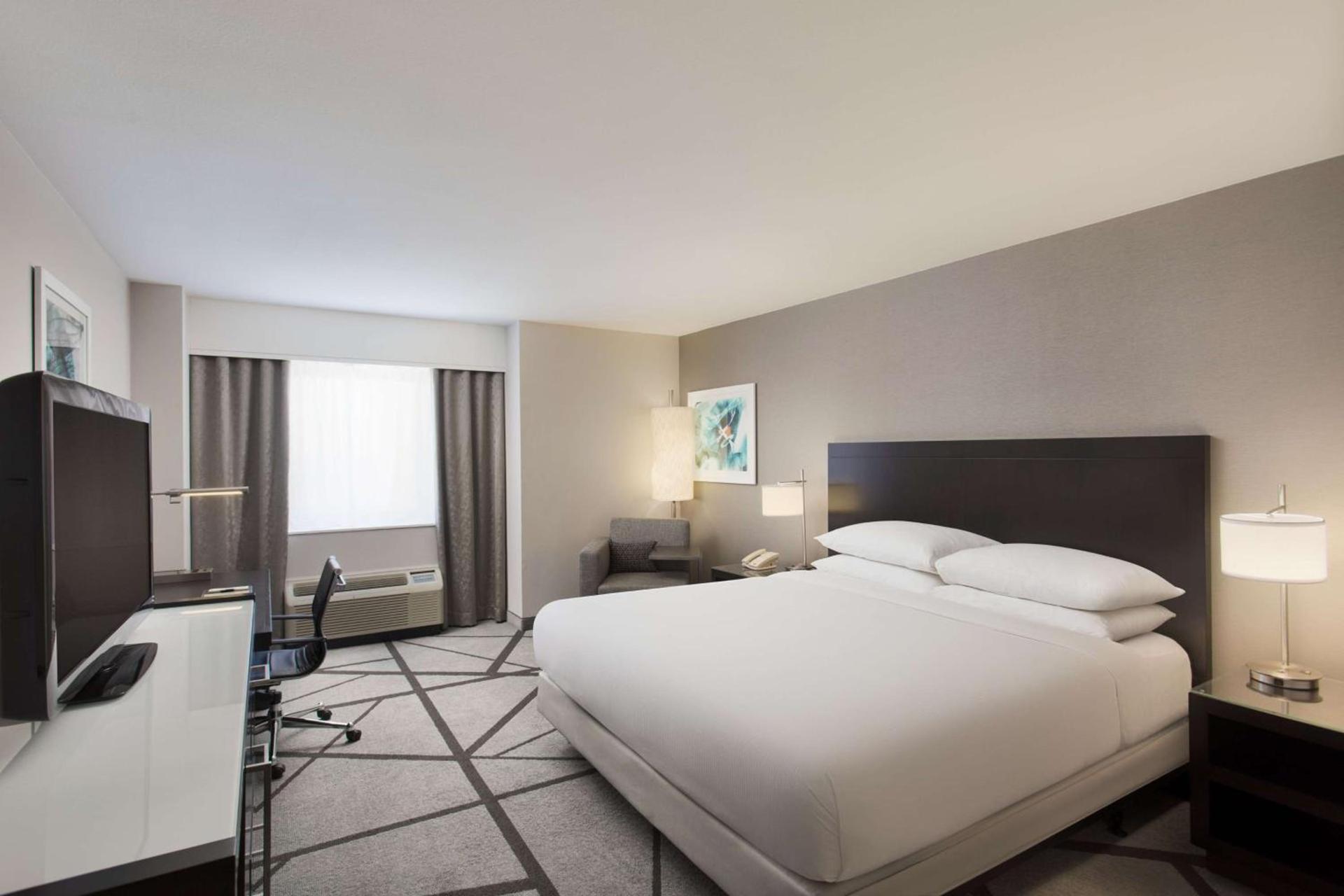 DoubleTree by Hilton Los Angeles Norwalk photo 40