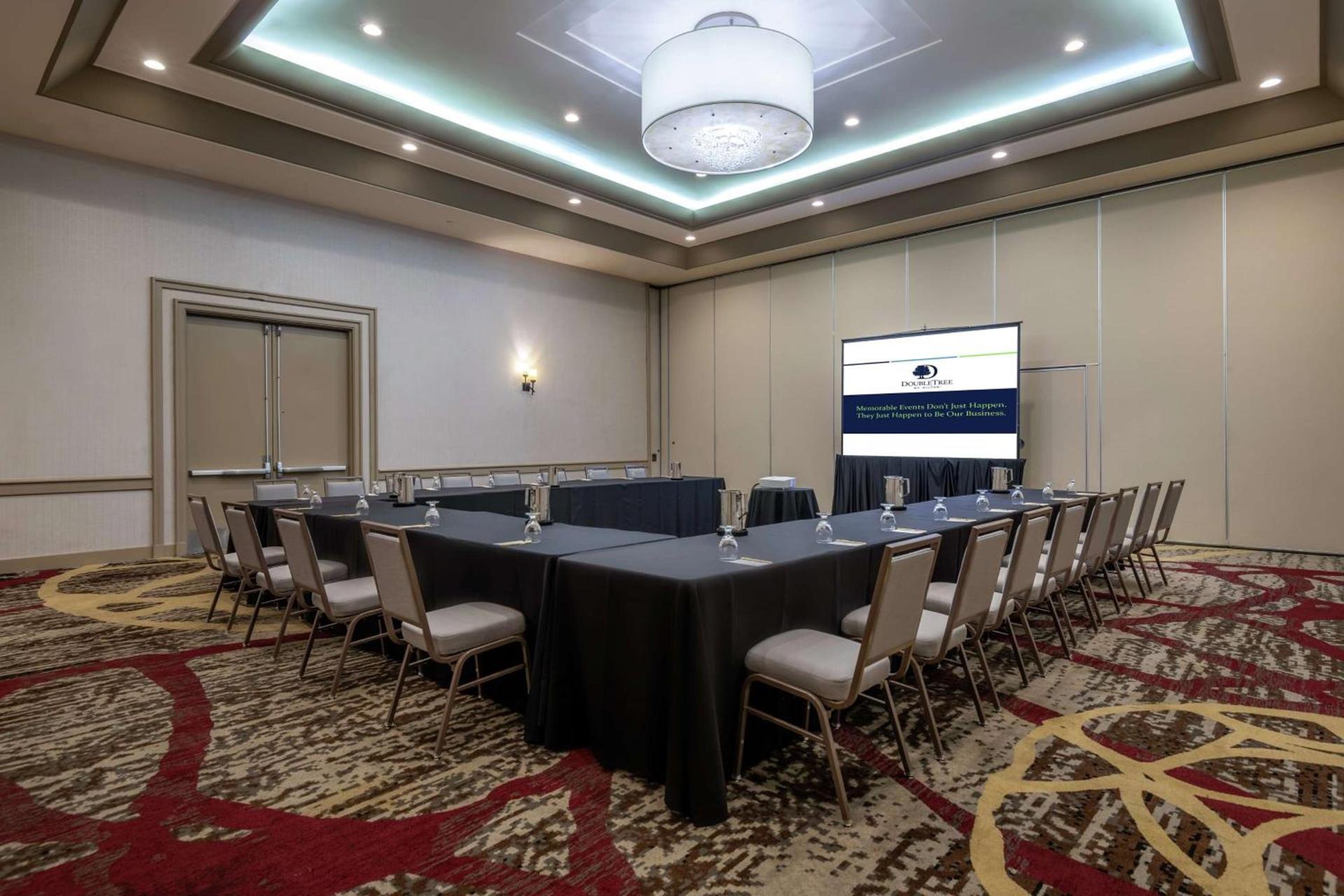 DoubleTree by Hilton Los Angeles Norwalk photo 56