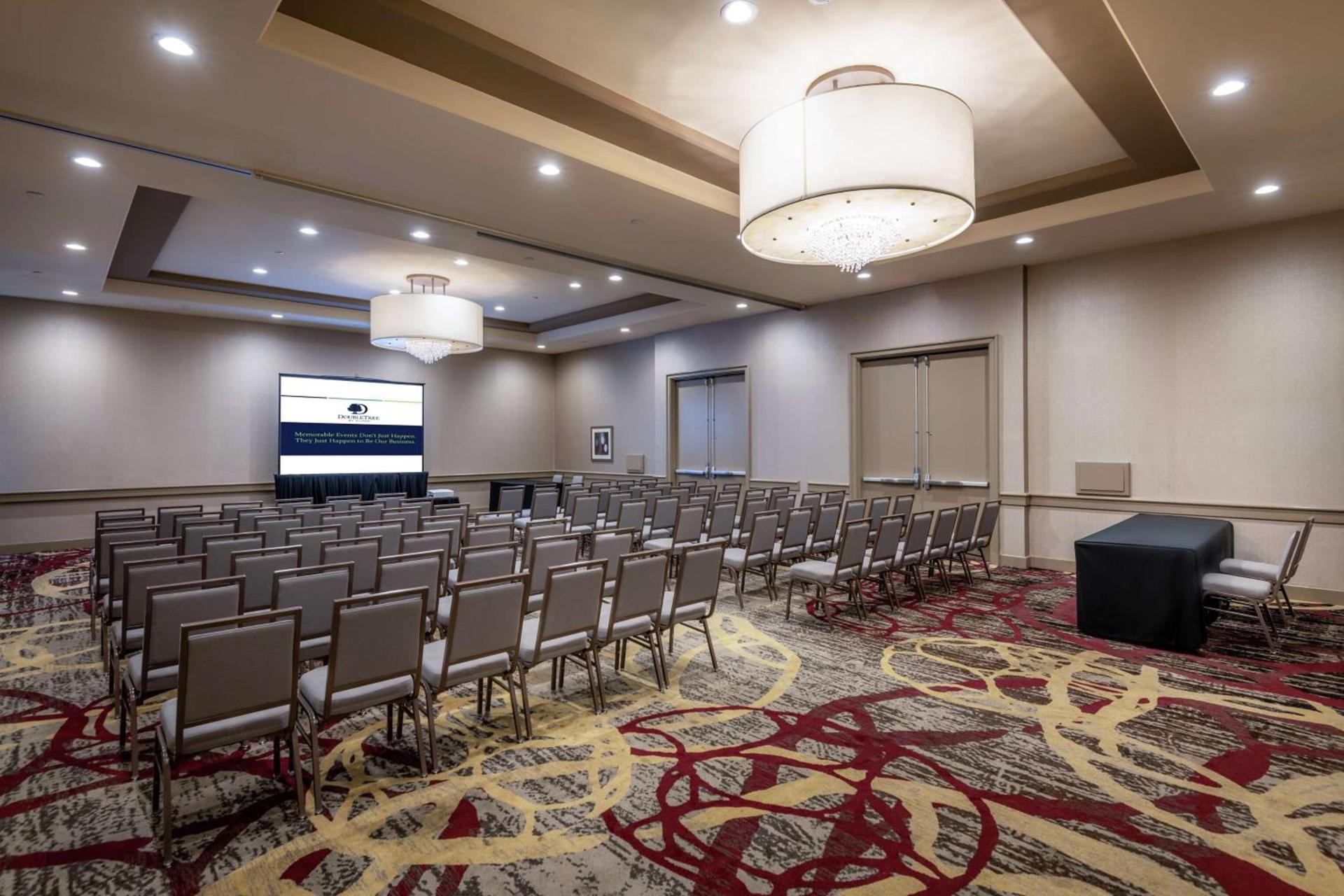 DoubleTree by Hilton Los Angeles Norwalk photo 61