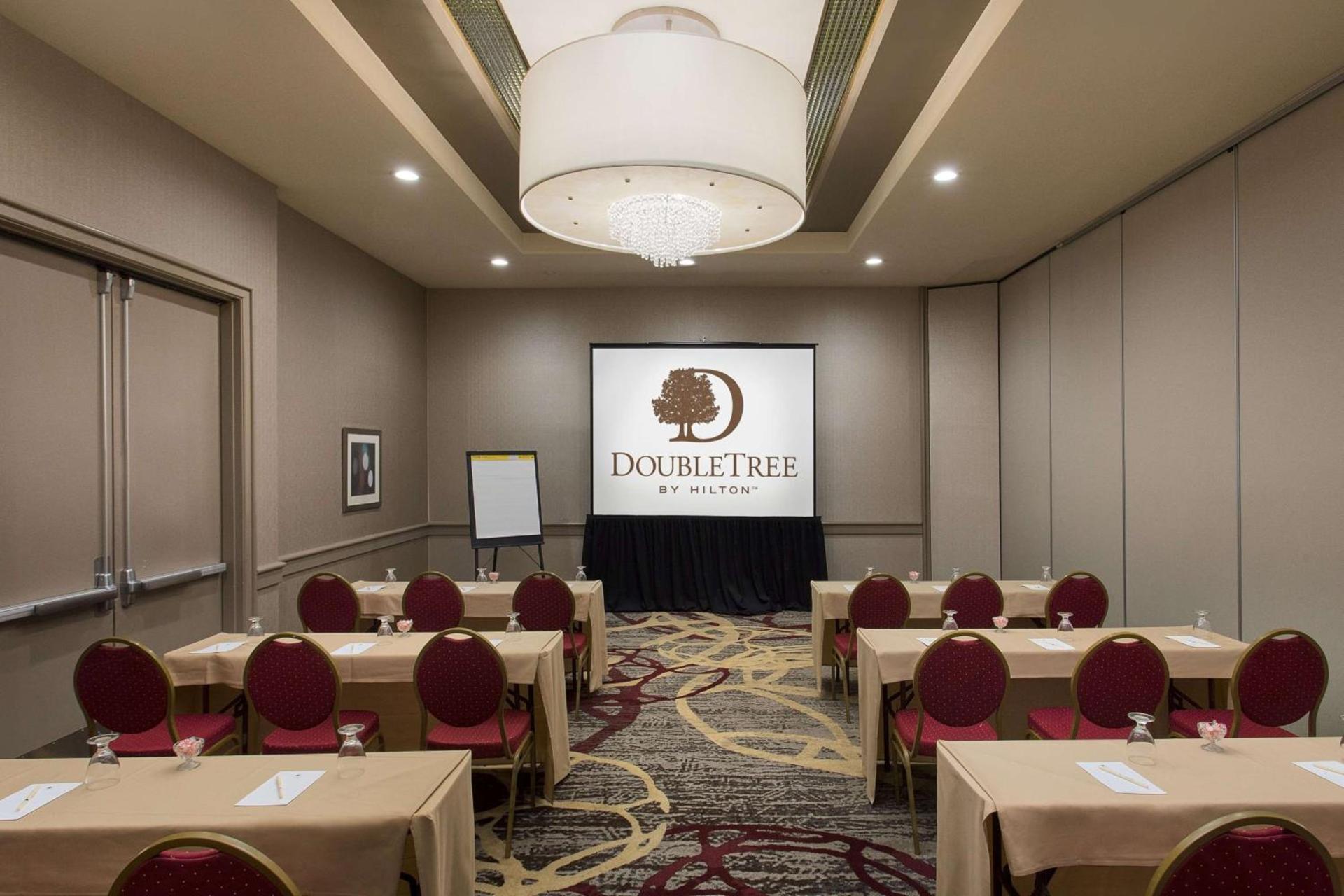 DoubleTree by Hilton Los Angeles Norwalk photo 67