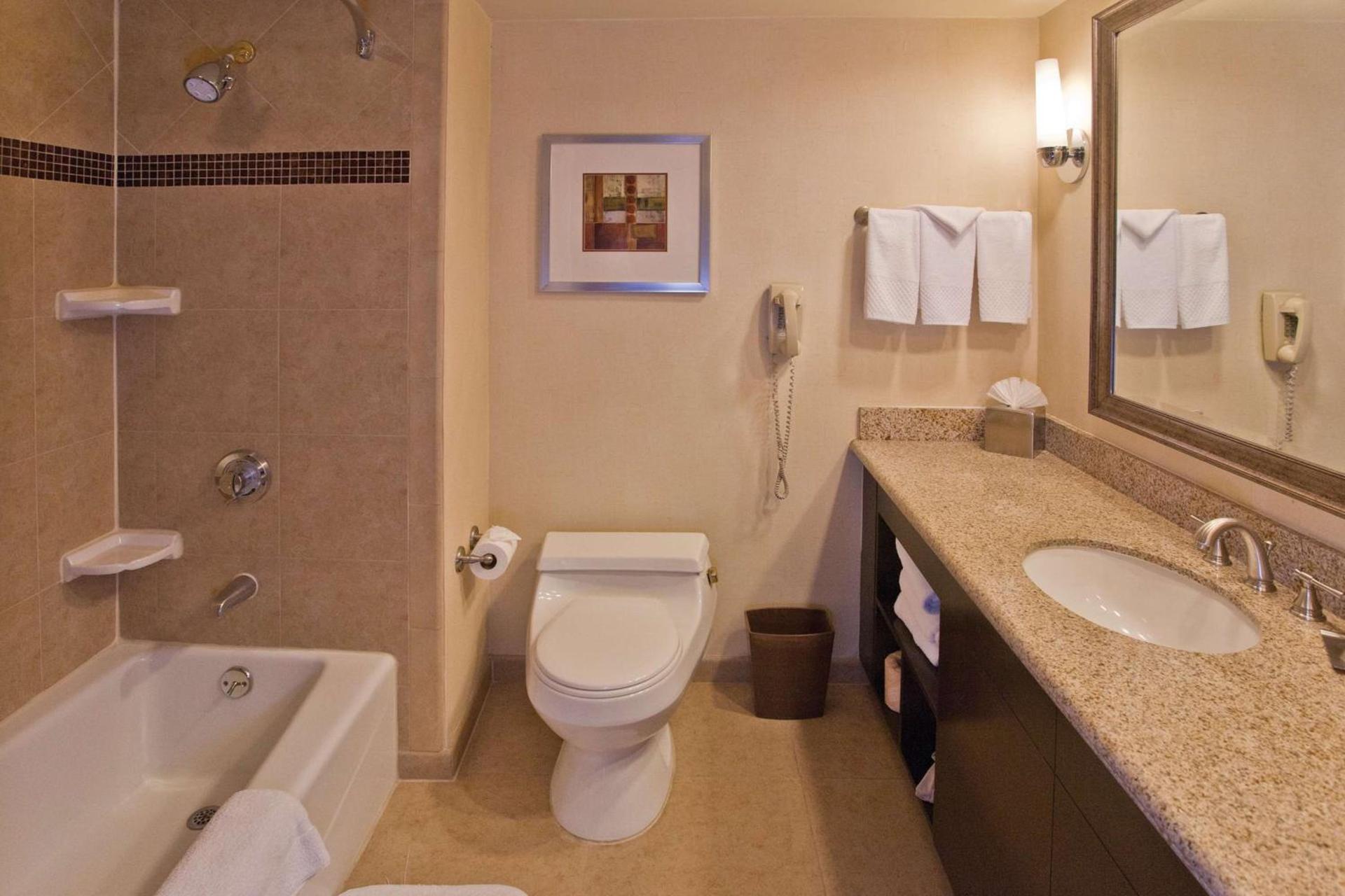 DoubleTree by Hilton Rosemead photo 13