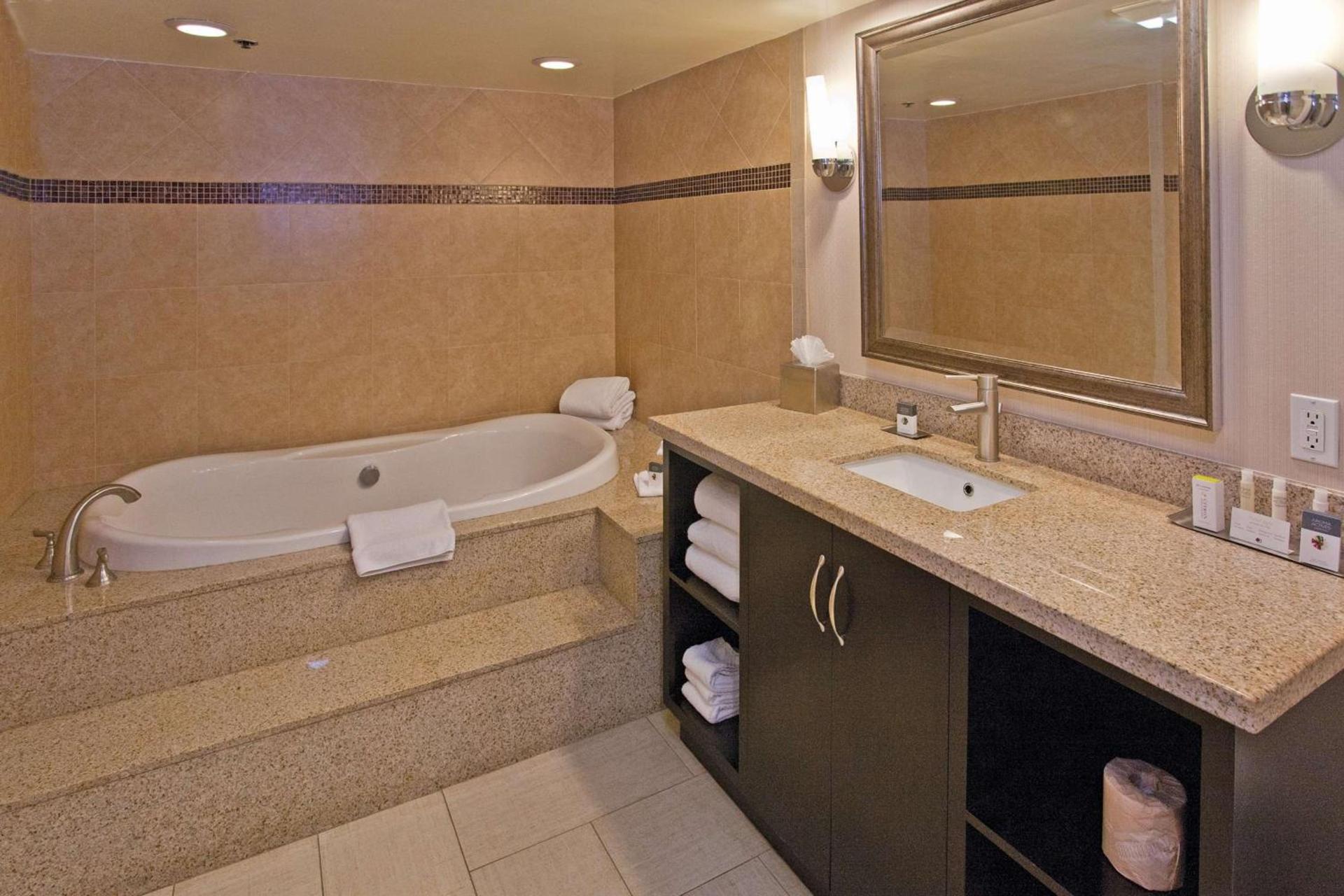 DoubleTree by Hilton Rosemead photo 14