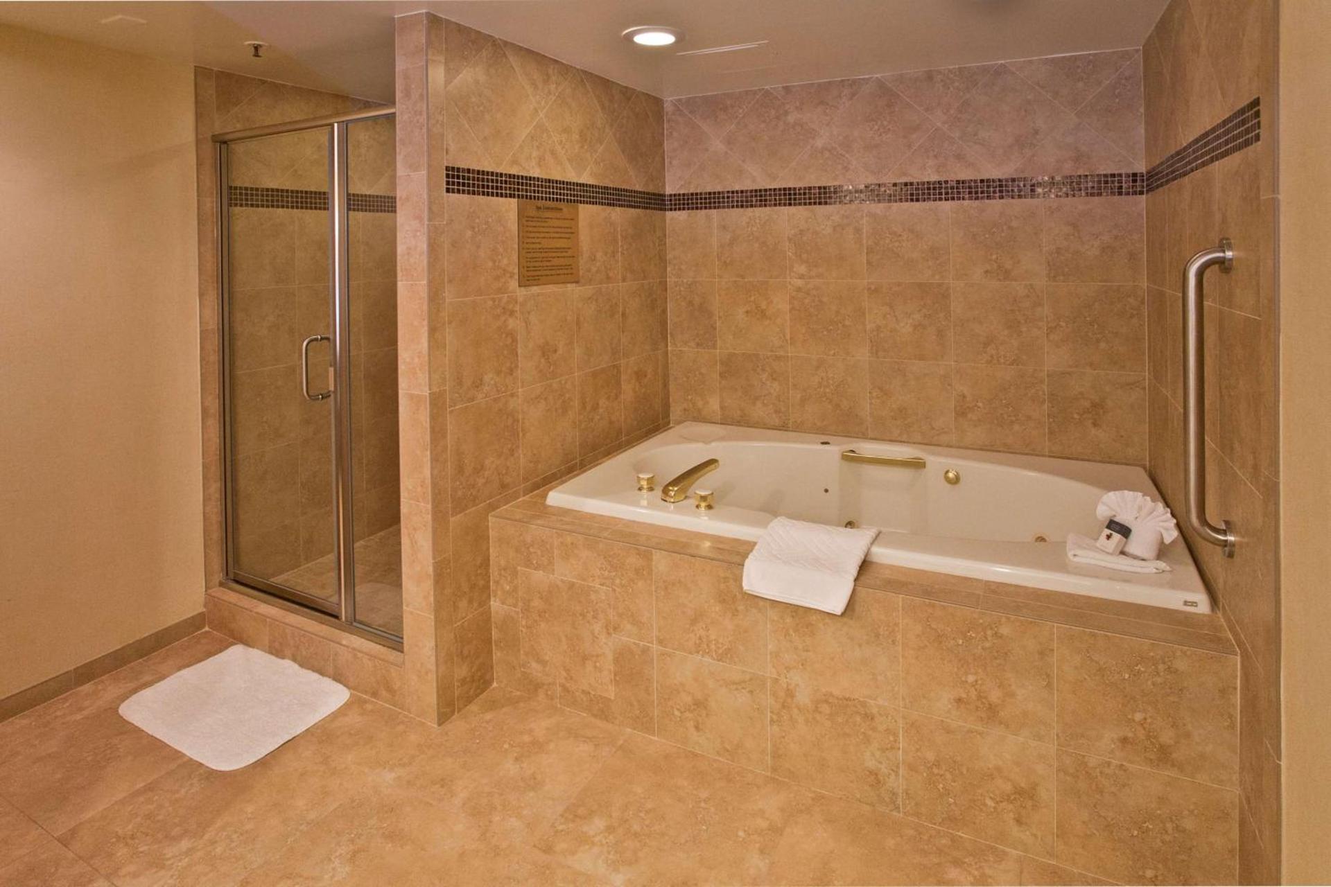 DoubleTree by Hilton Rosemead photo 17
