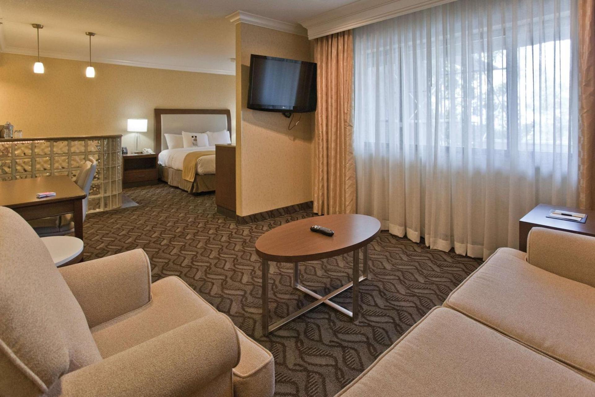 DoubleTree by Hilton Rosemead photo 21