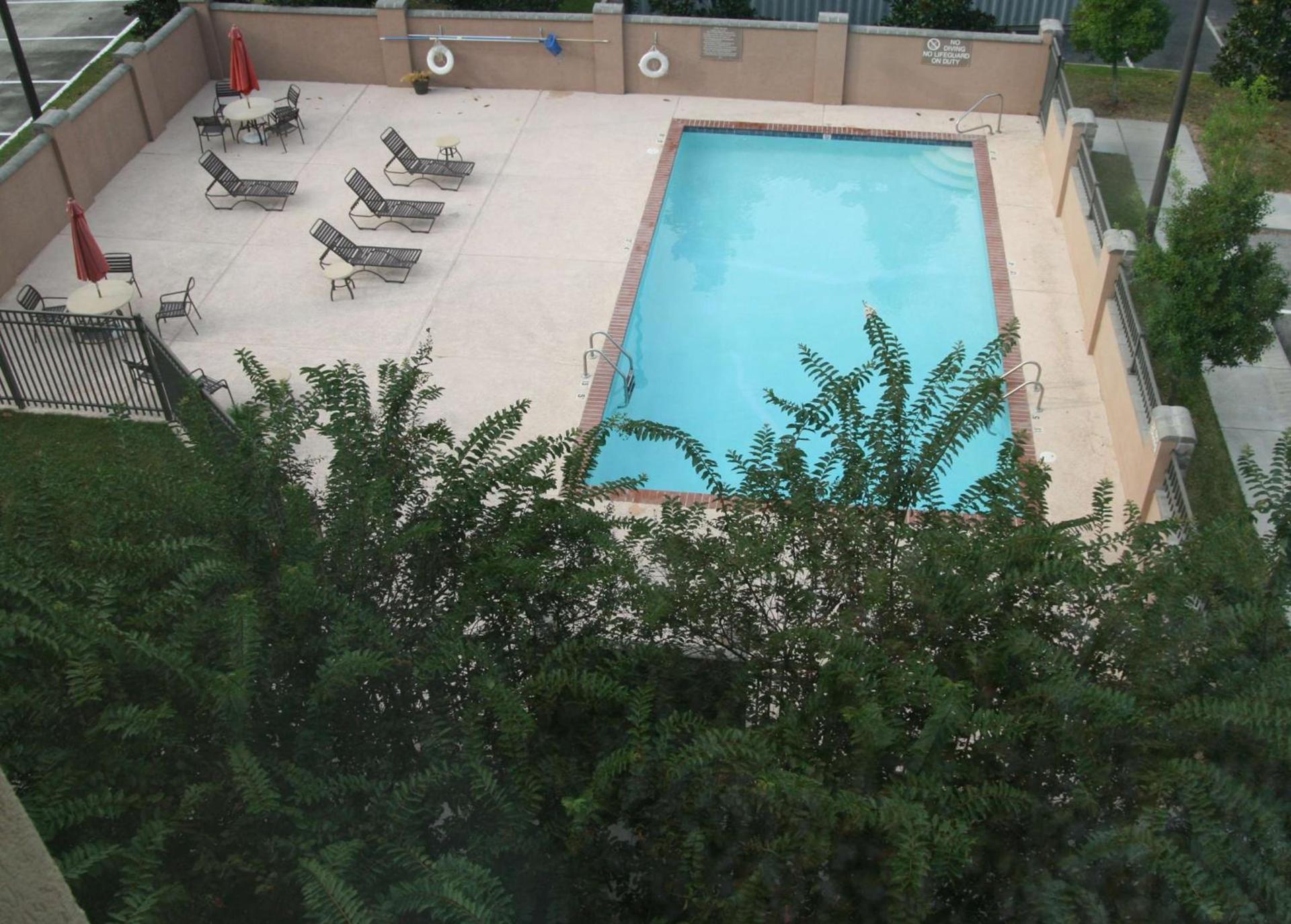 Hampton Inn and Suites Lafayette photo 7