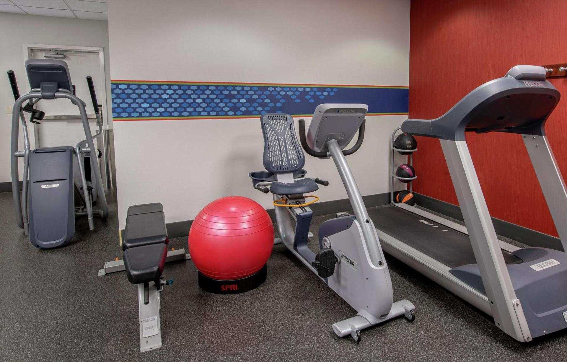 Hampton Inn and Suites Lafayette photo 10