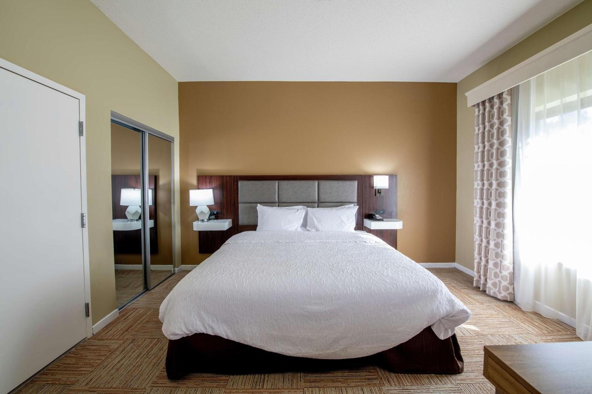Hampton Inn and Suites Lafayette photo 19