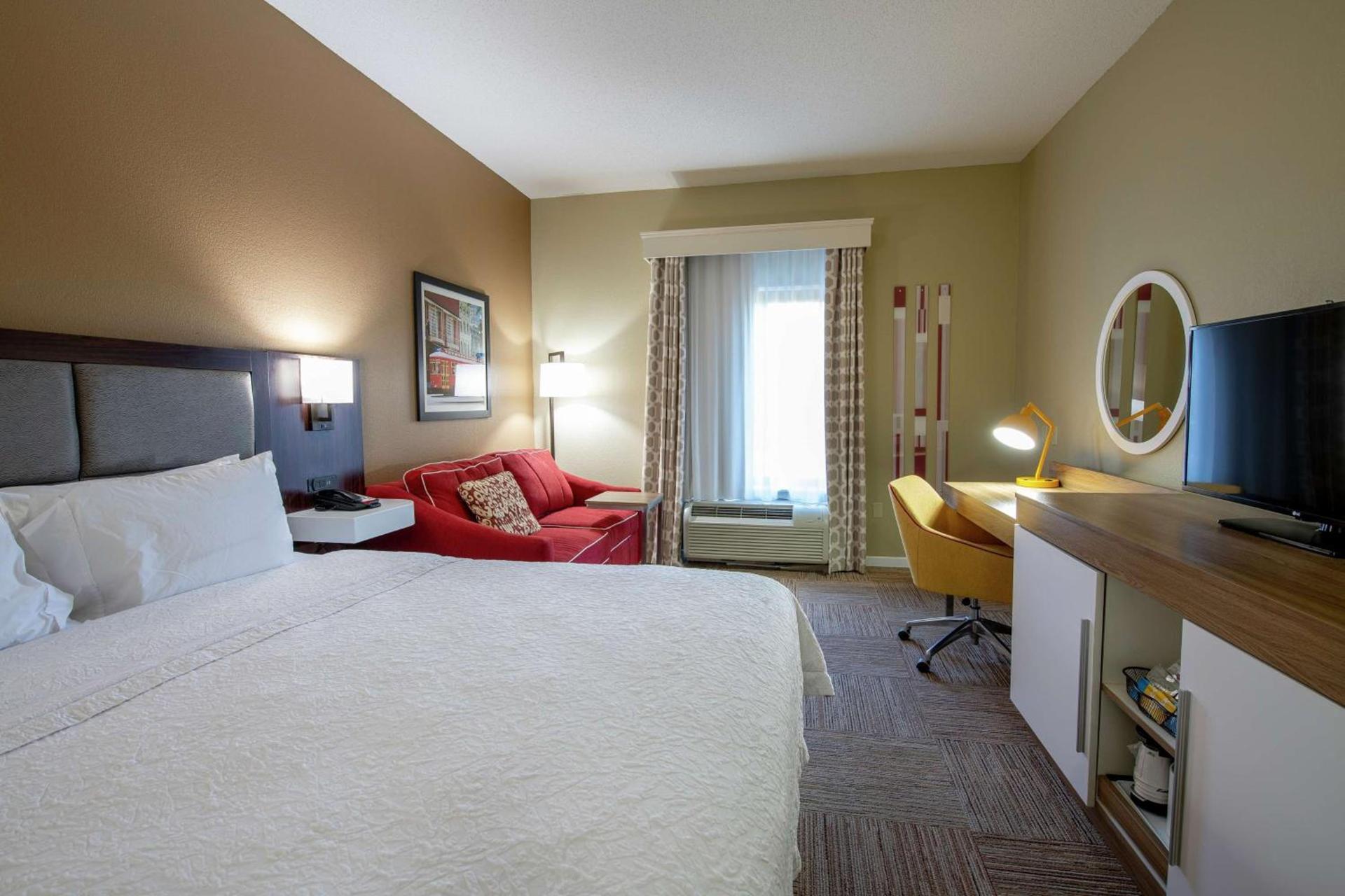 Hampton Inn and Suites Lafayette photo 25