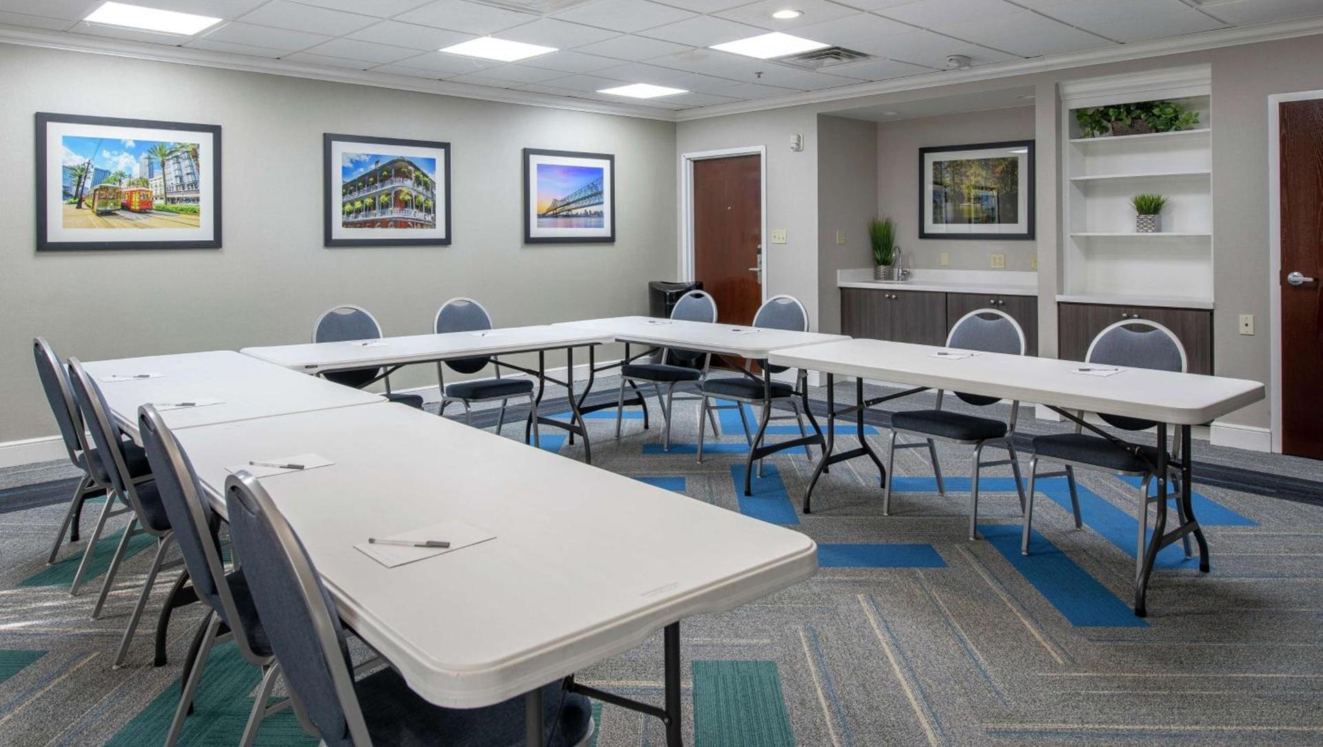 Hampton Inn and Suites Lafayette photo 26