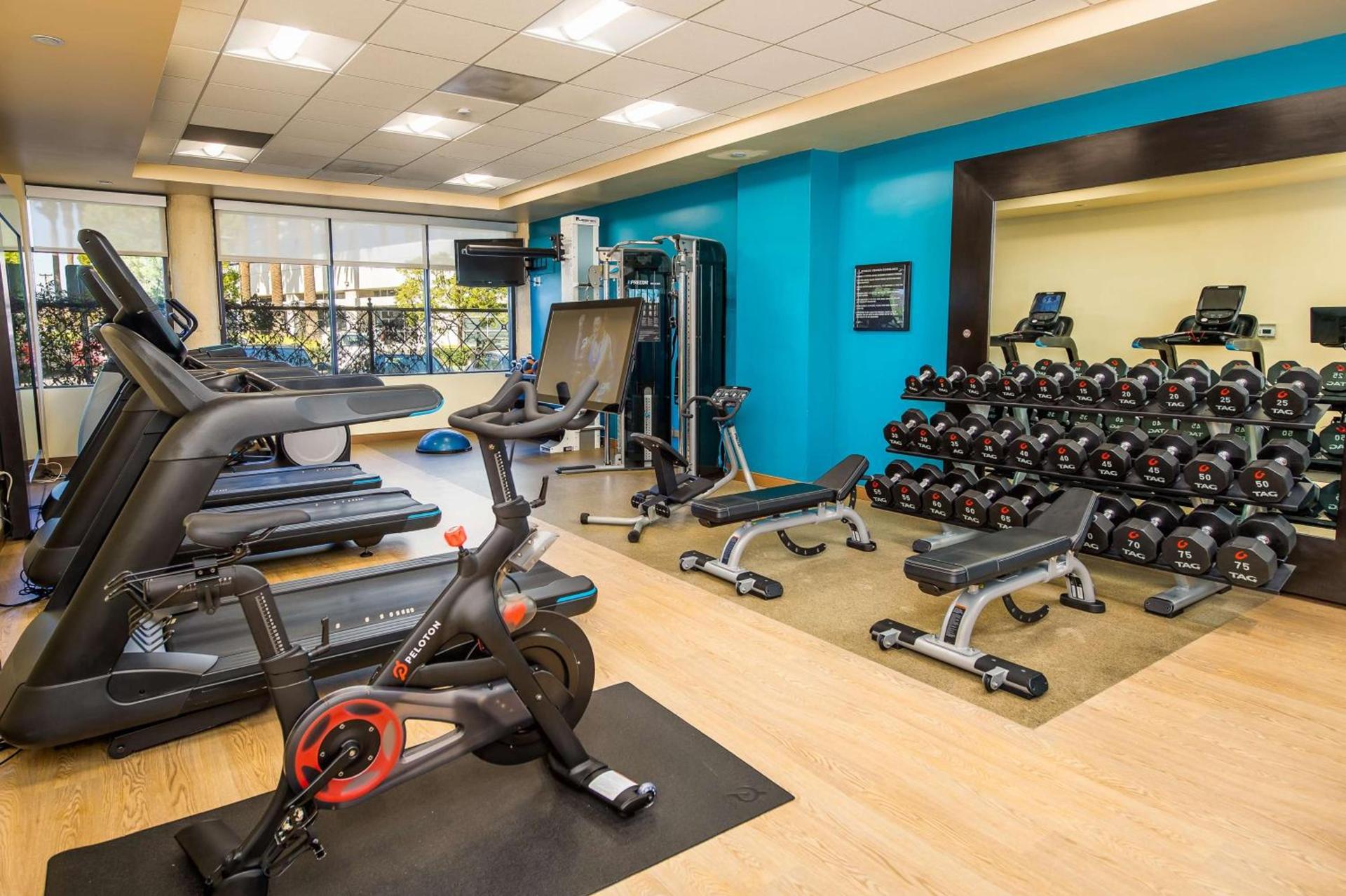 DoubleTree by Hilton Carson photo 40