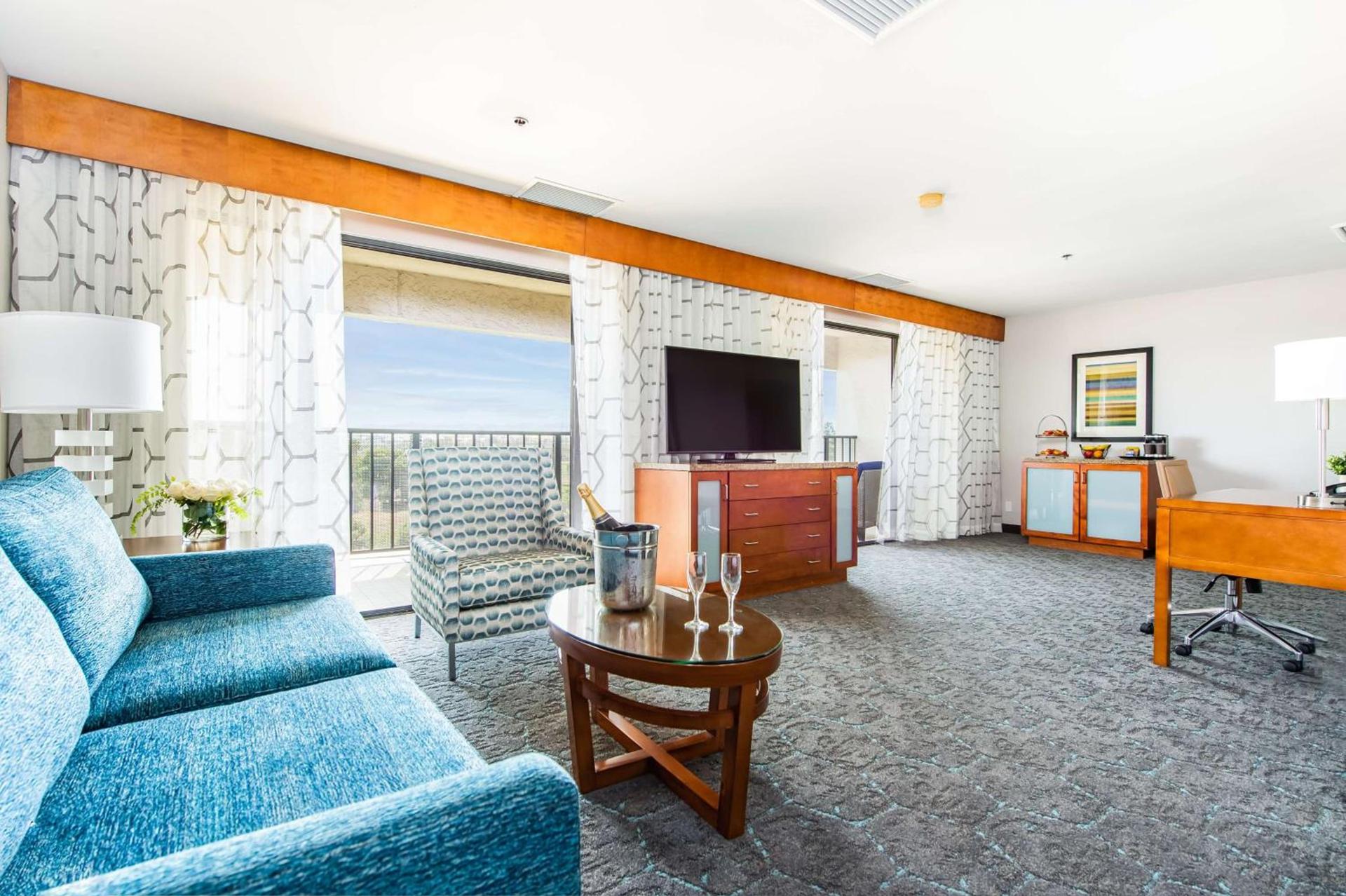 DoubleTree by Hilton Carson photo 49