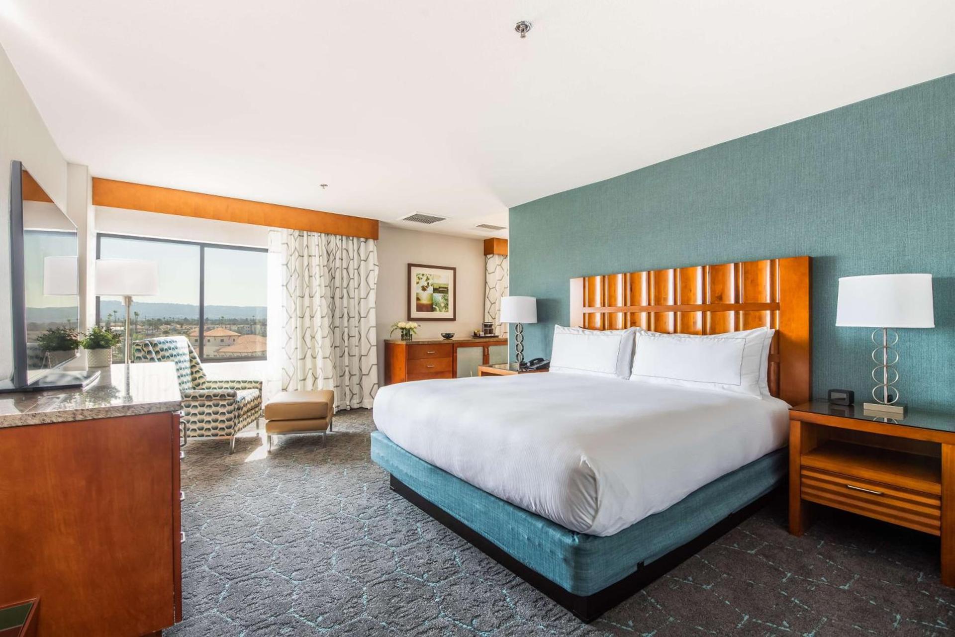 DoubleTree by Hilton Carson photo 50