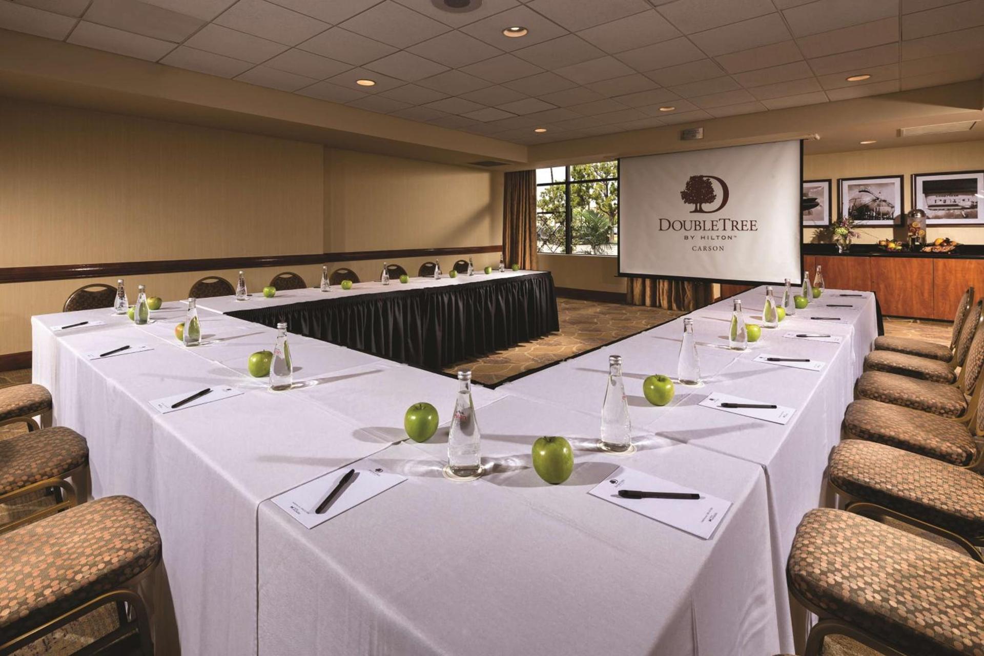 DoubleTree by Hilton Carson photo 9