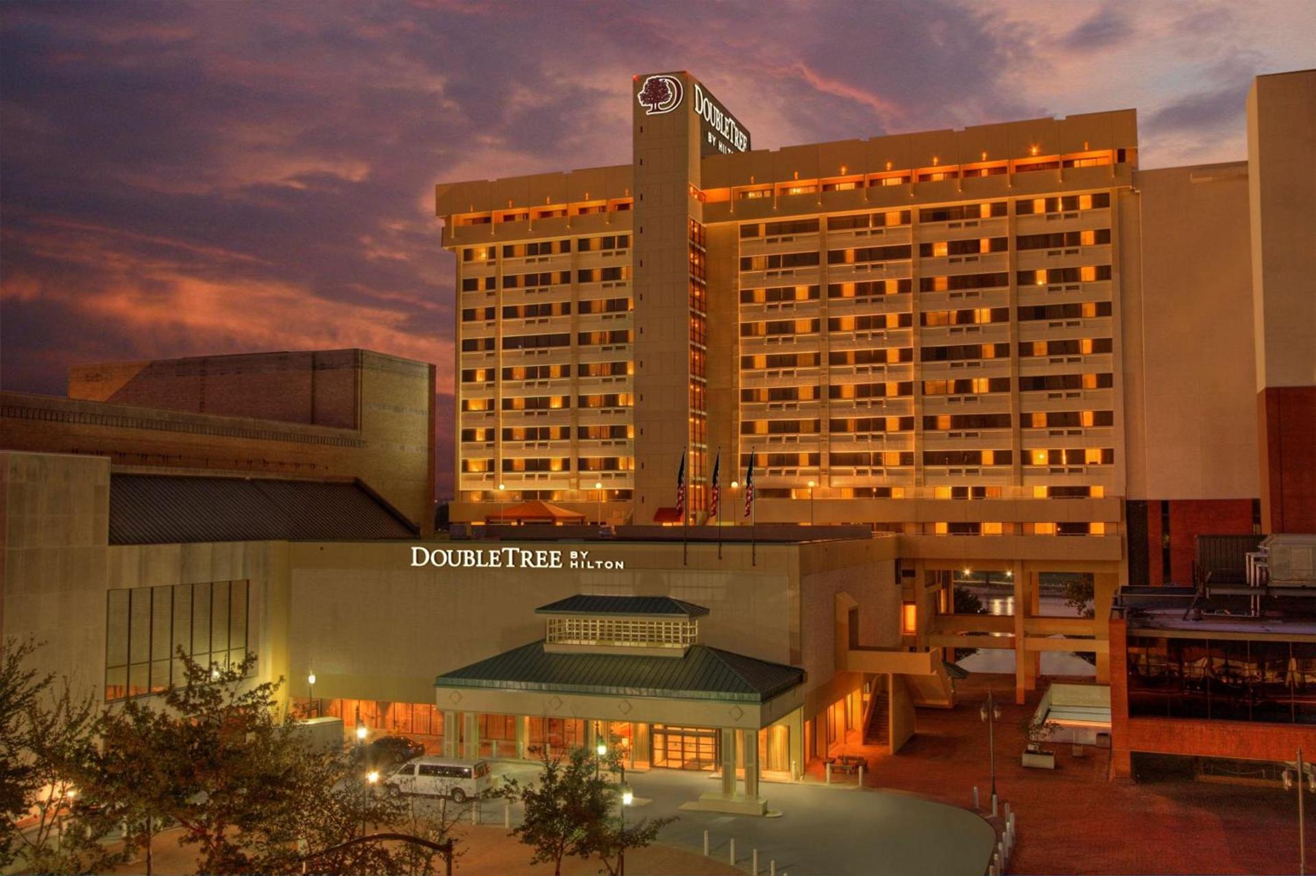 DoubleTree by Hilton Little Rock photo 3