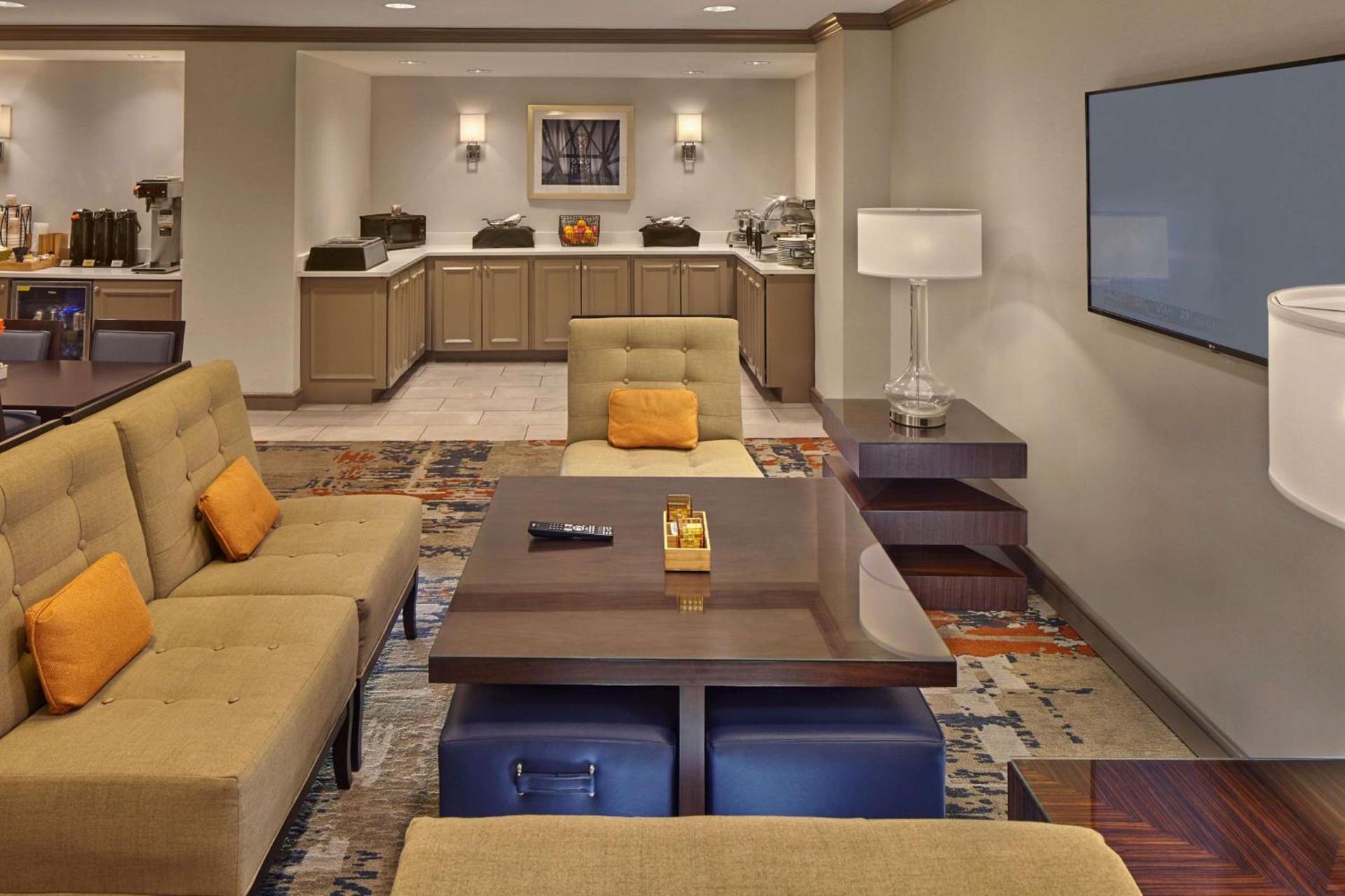 DoubleTree by Hilton Little Rock photo 11