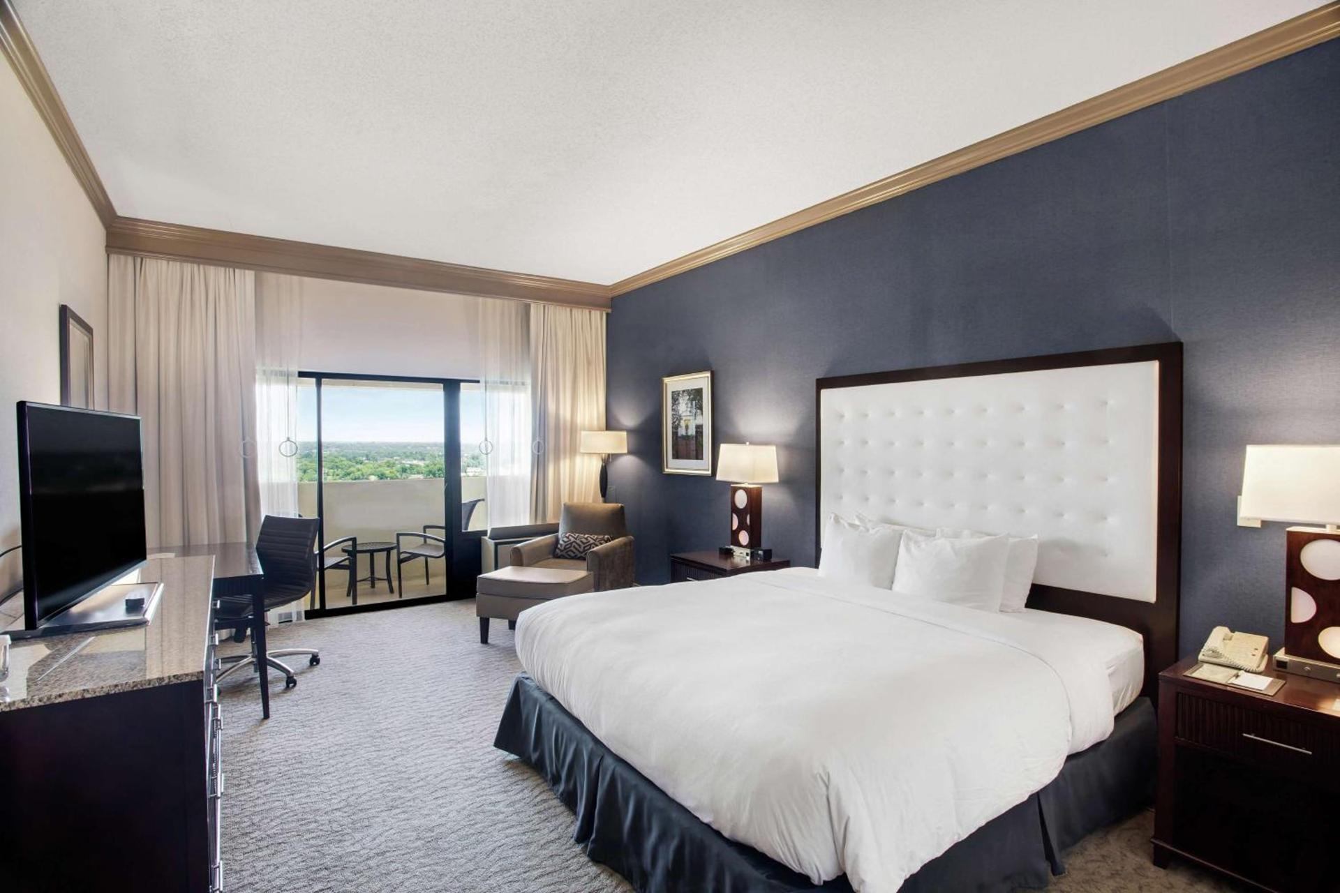DoubleTree by Hilton Little Rock photo 20