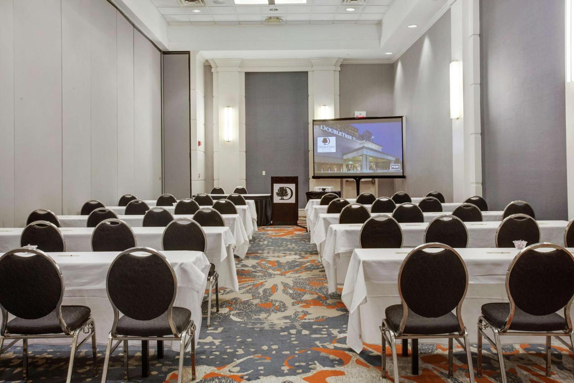 DoubleTree by Hilton Little Rock photo 41