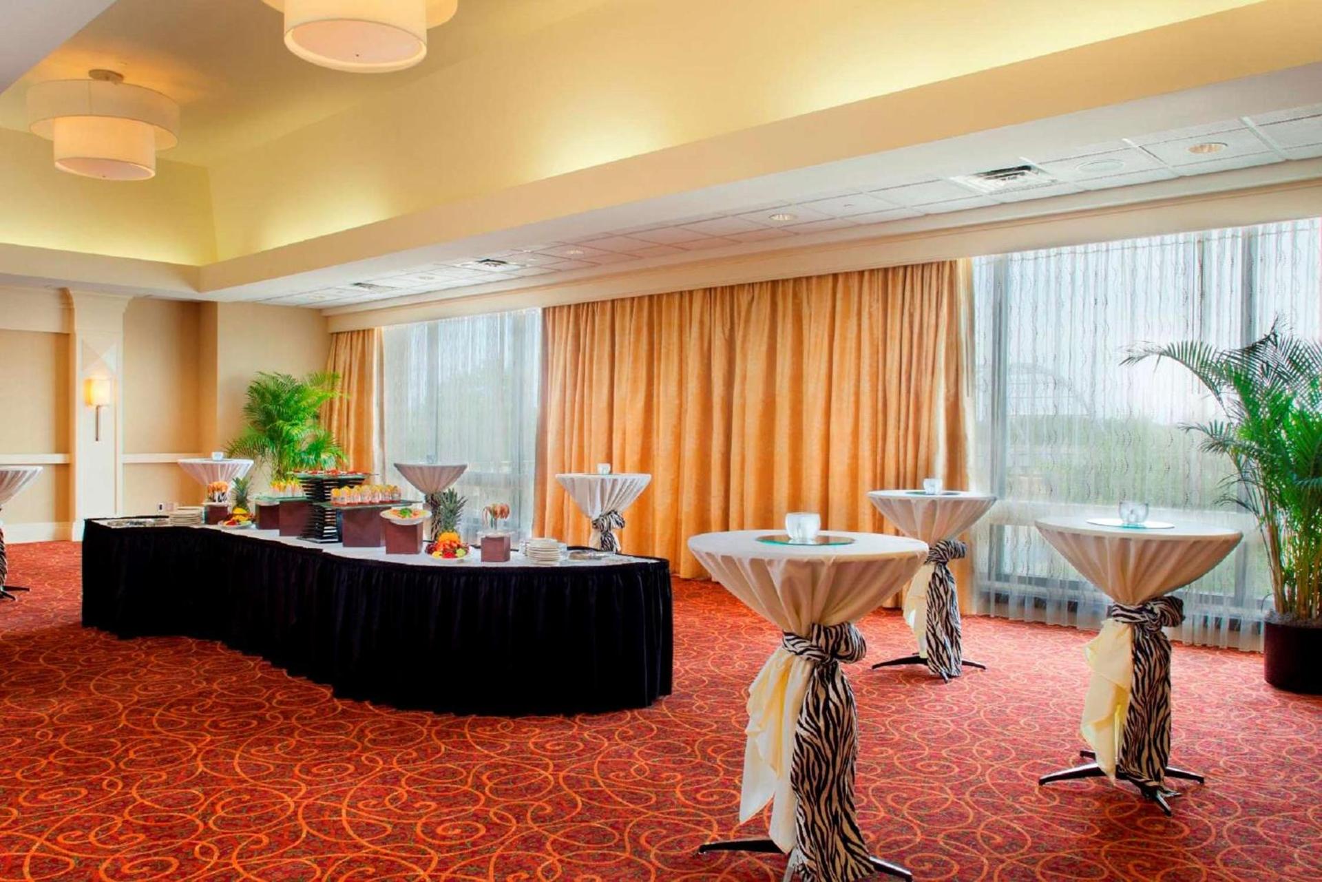 DoubleTree by Hilton Little Rock photo 46