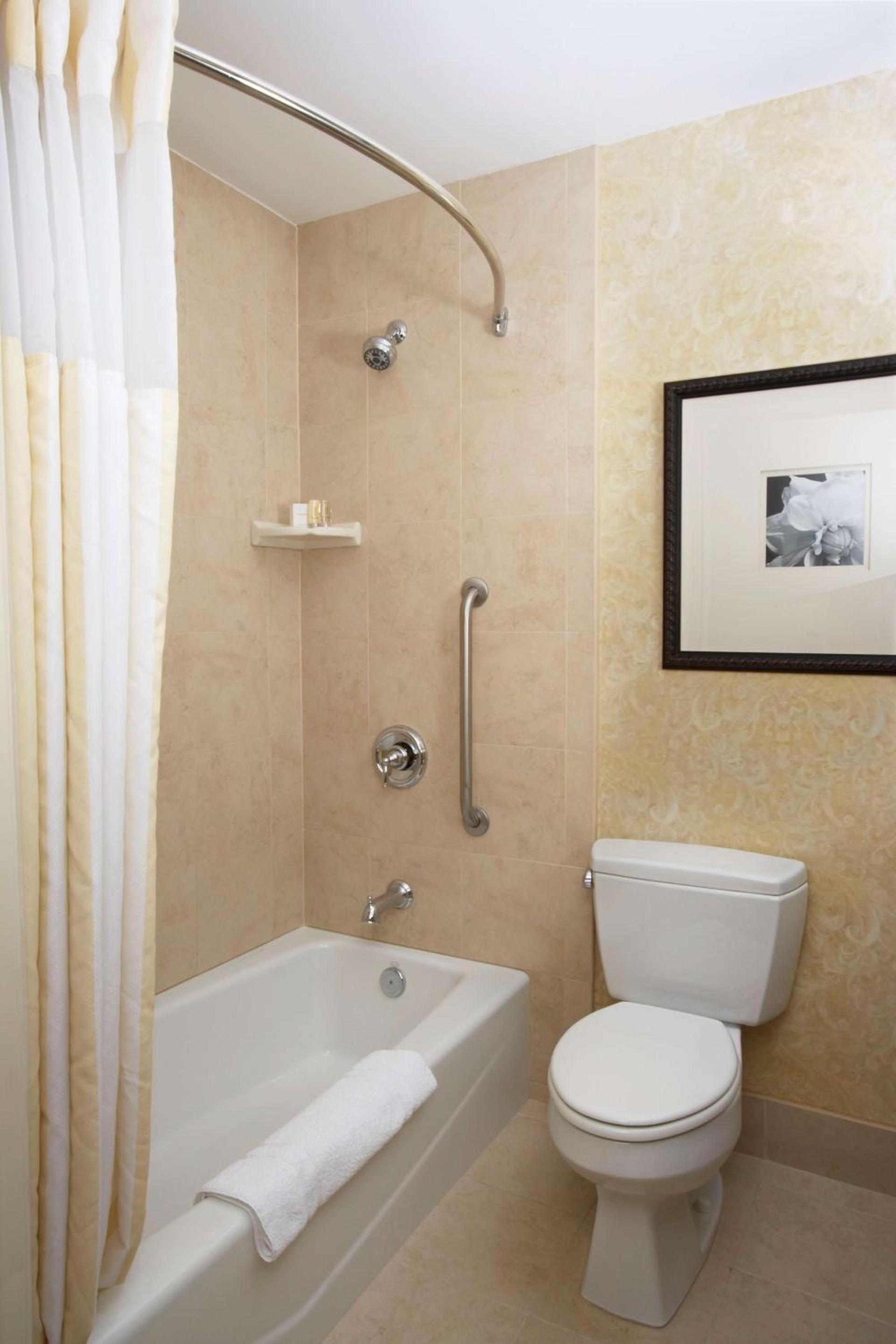 Hilton Garden Inn Lancaster photo 24