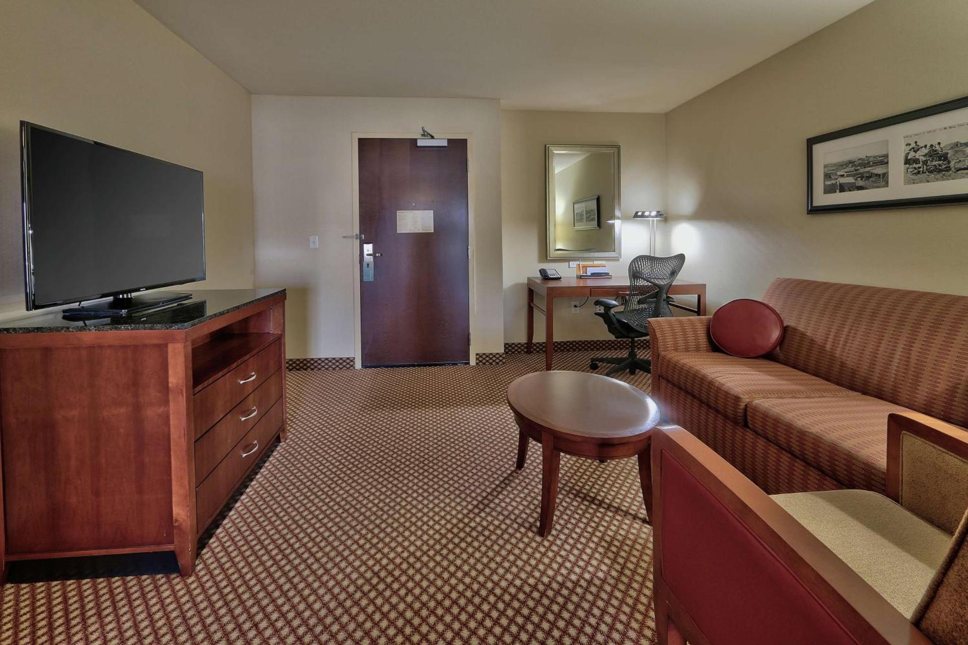 Hilton Garden Inn Las Cruces photo 26