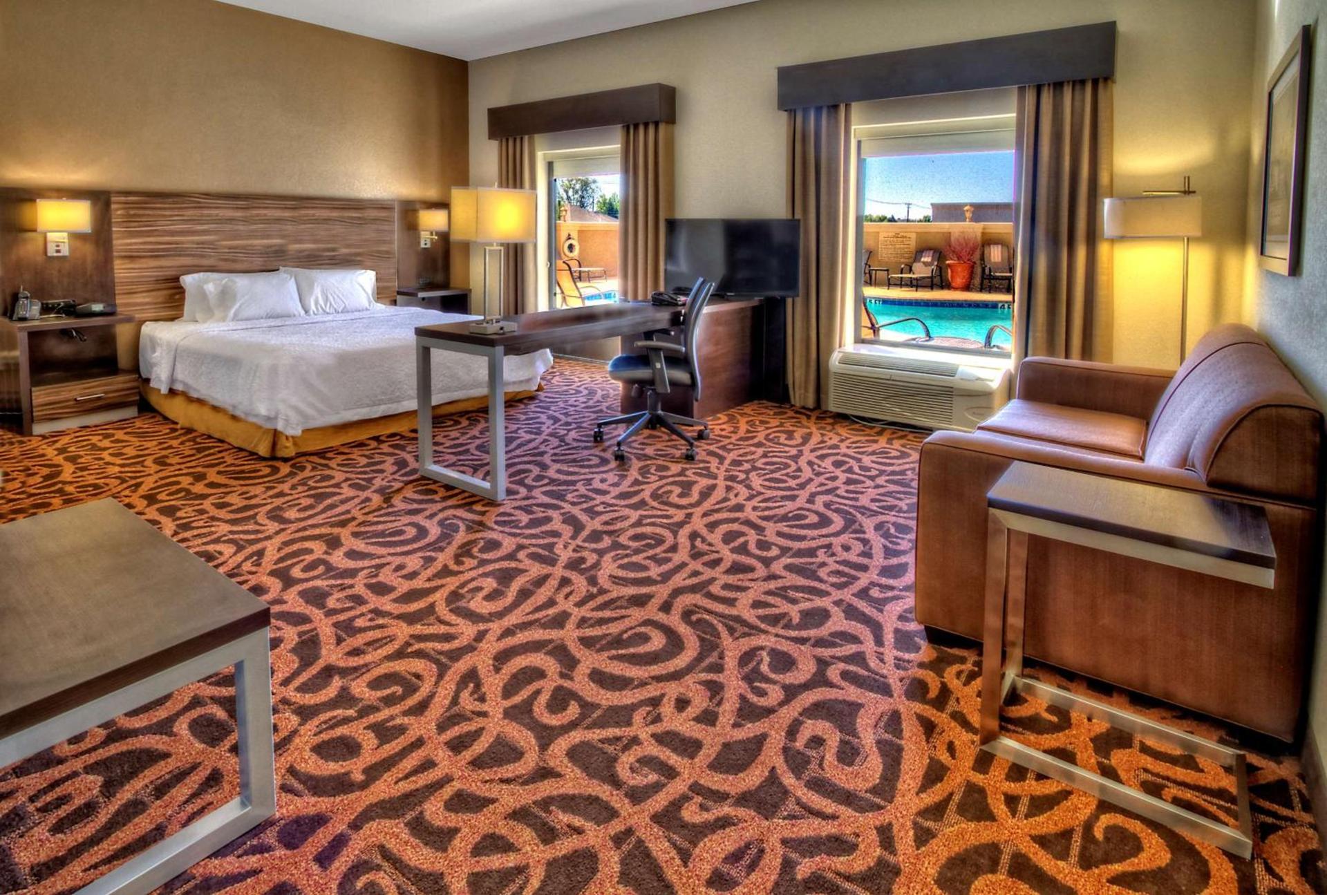 Baymont by Wyndham Midland TX photo 9