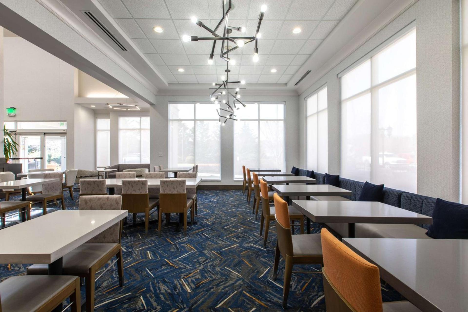 Hilton Garden Inn Lynchburg photo 8
