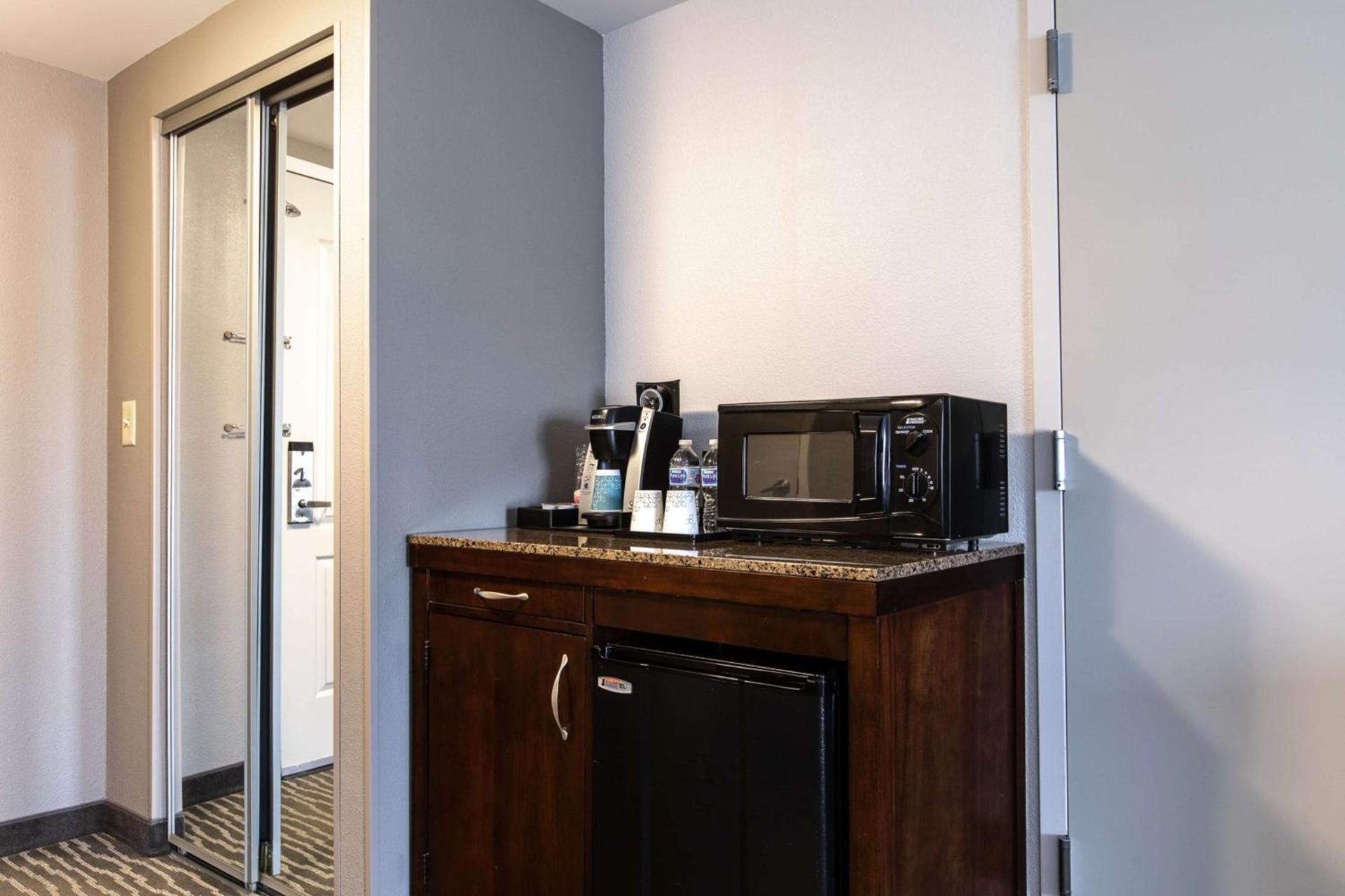 Hilton Garden Inn Lynchburg photo 50