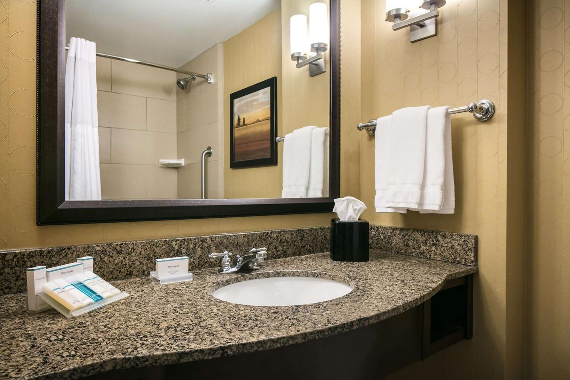 Hilton Garden Inn Manhattan Kansas photo 39