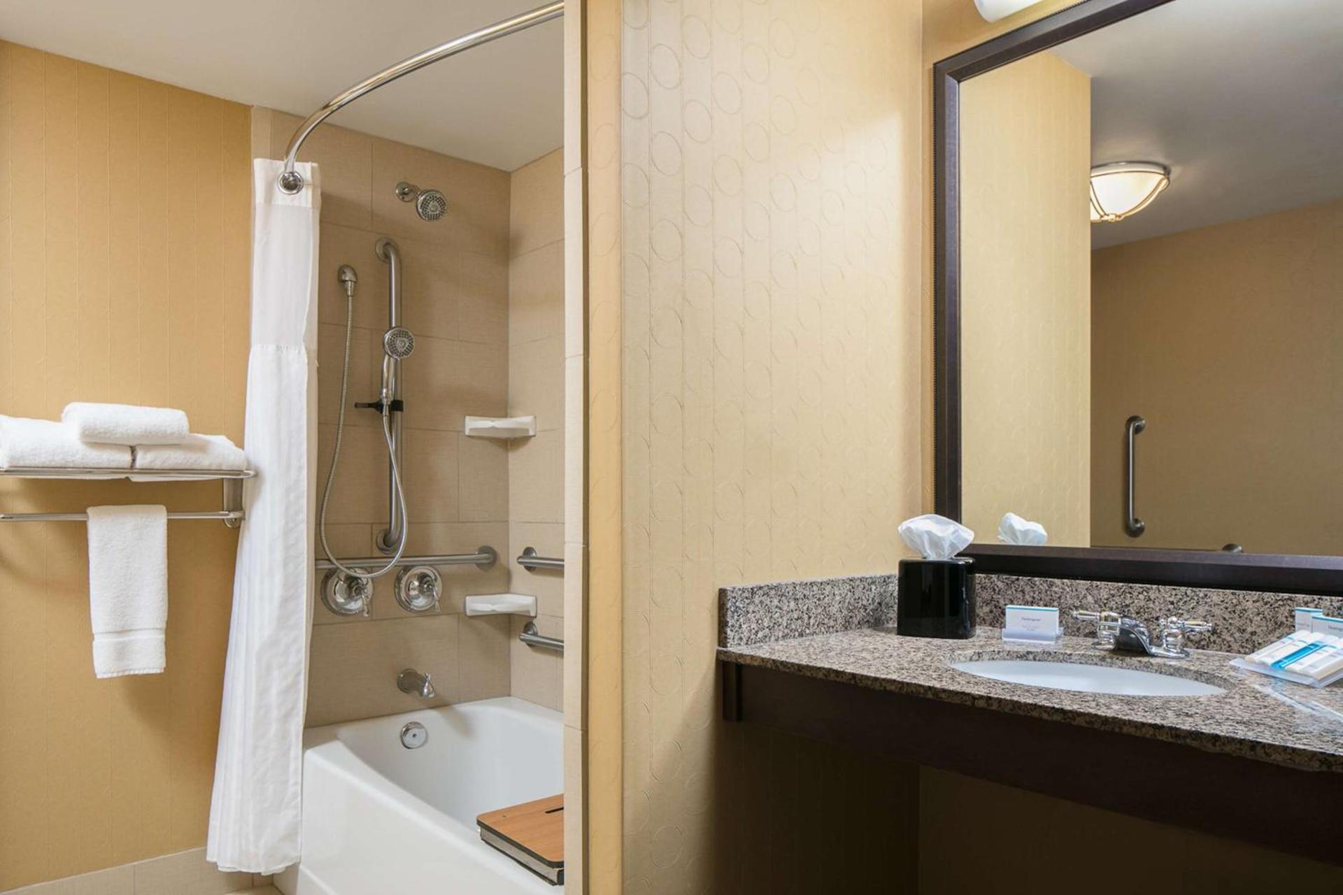 Hilton Garden Inn Manhattan Kansas photo 42