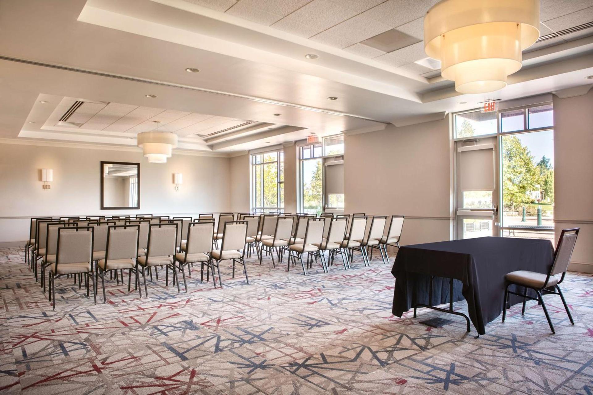 Hilton Garden Inn Manhattan Kansas photo 72