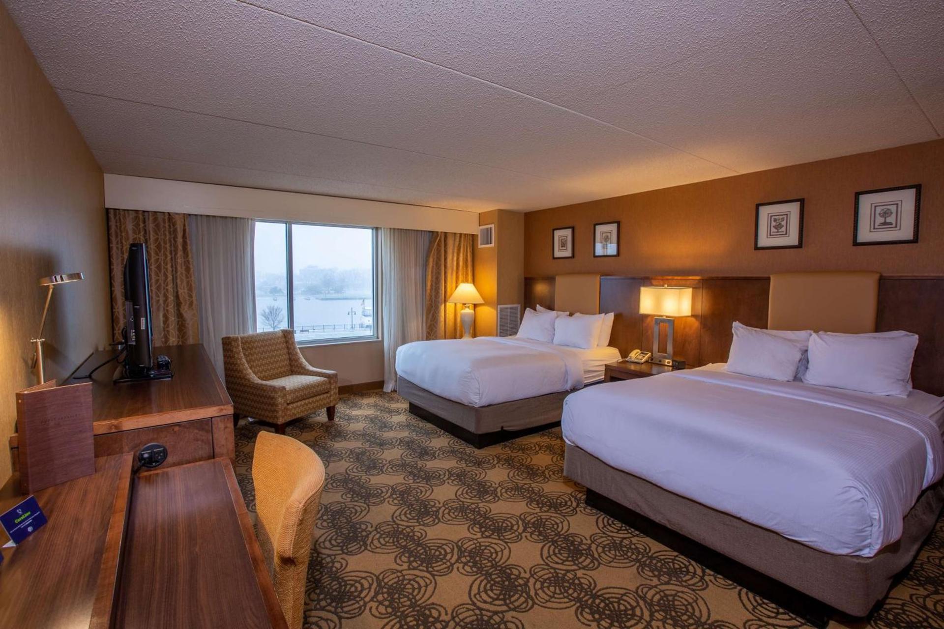 DoubleTree by Hilton Bay City - Riverfront photo 30