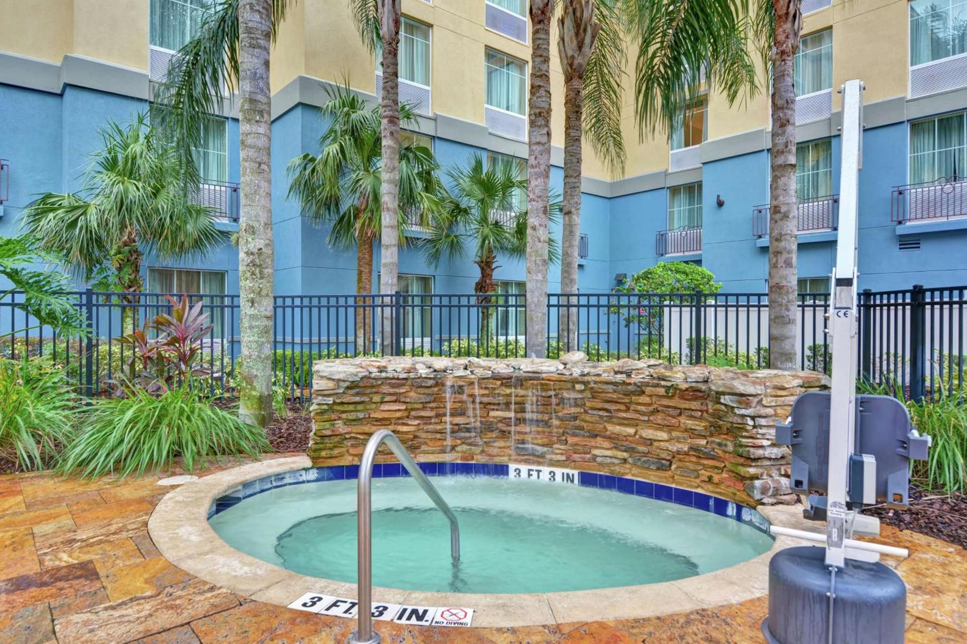 Hilton Garden Inn Orlando Lake Buena Vista photo 15