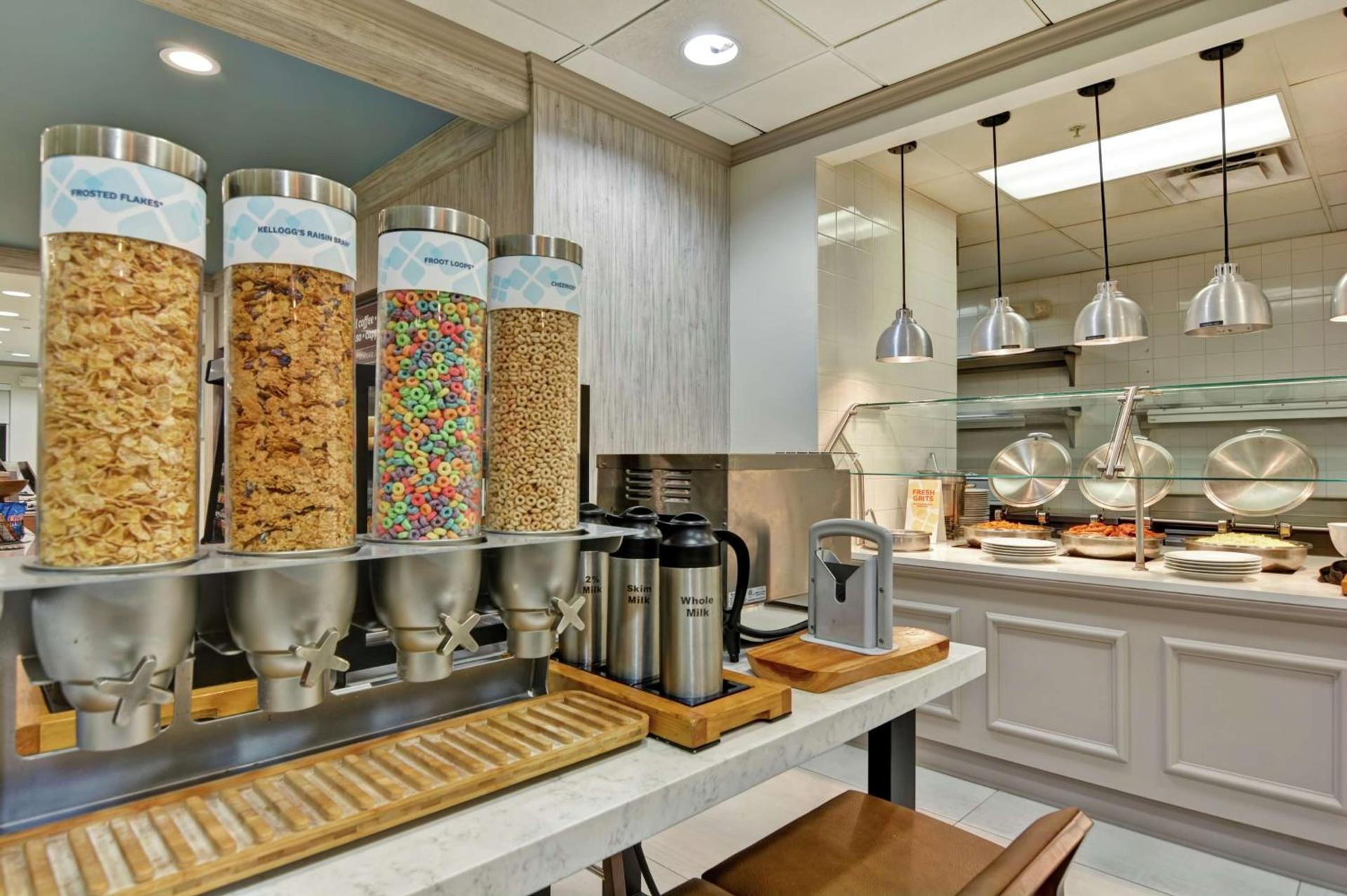 Hilton Garden Inn Orlando Lake Buena Vista photo 16