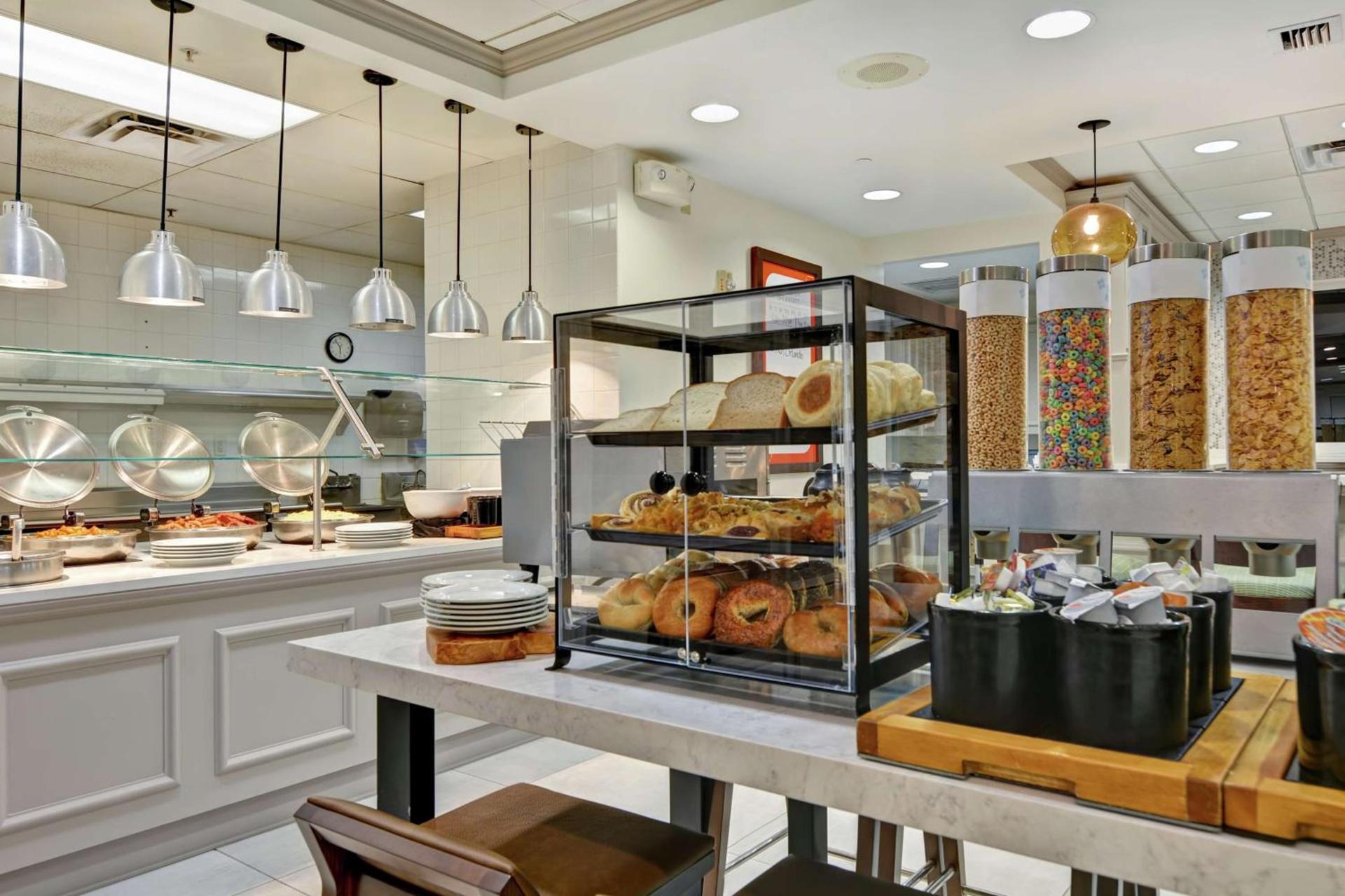 Hilton Garden Inn Orlando Lake Buena Vista photo 20