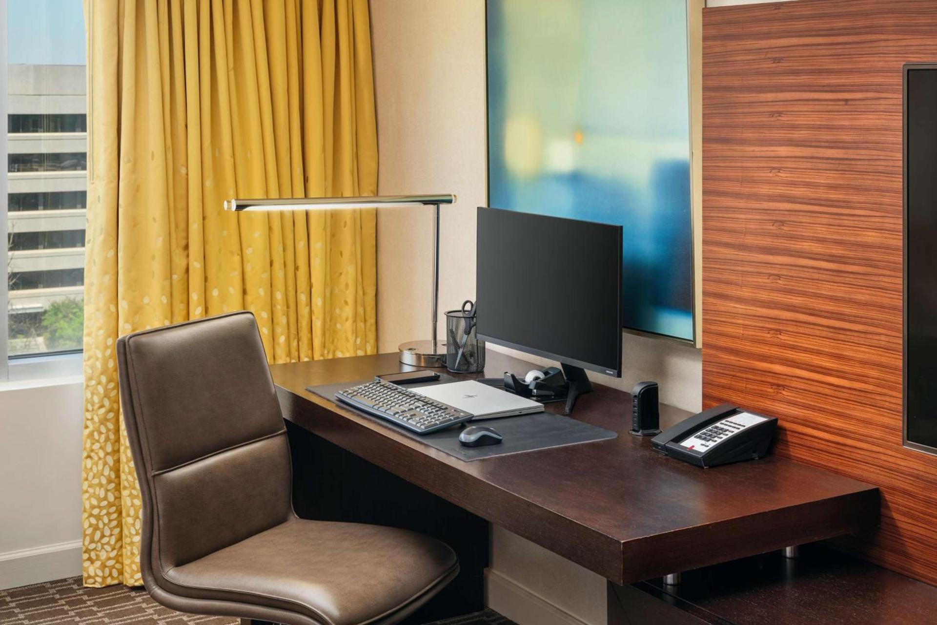 Hilton McLean Tysons Corner photo 41