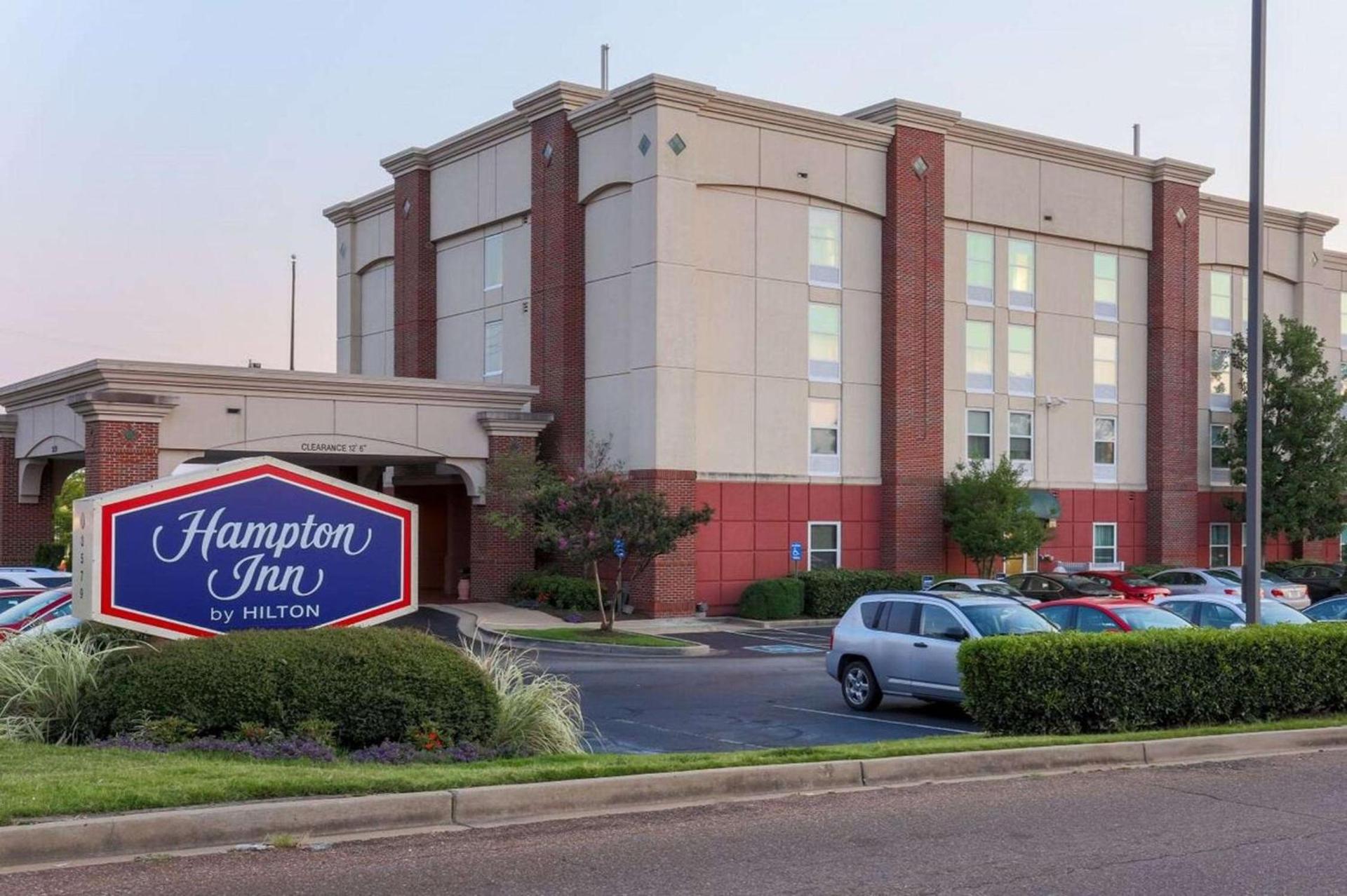 Hampton Inn Memphis-Southwind photo 4