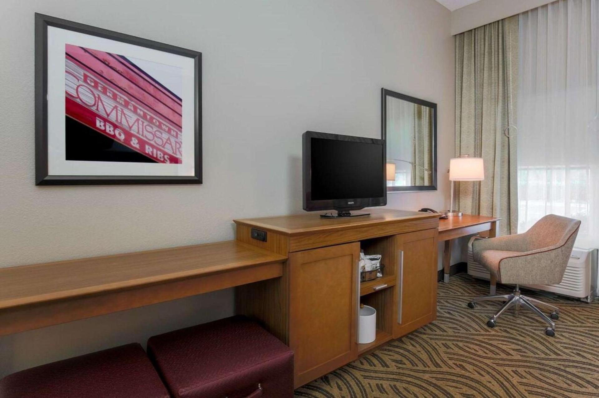 Hampton Inn Memphis-Southwind photo 22