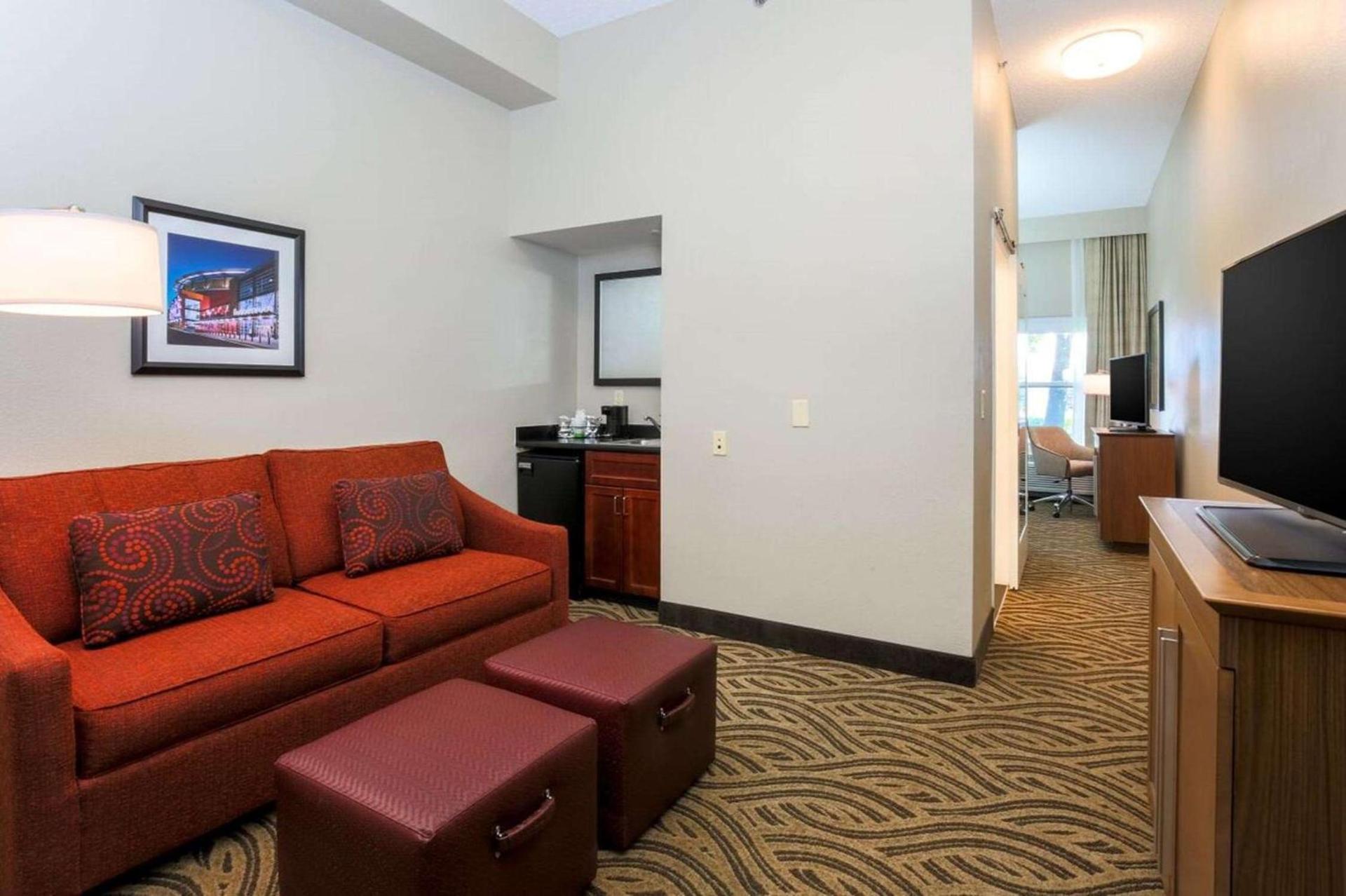 Hampton Inn Memphis-Southwind photo 27