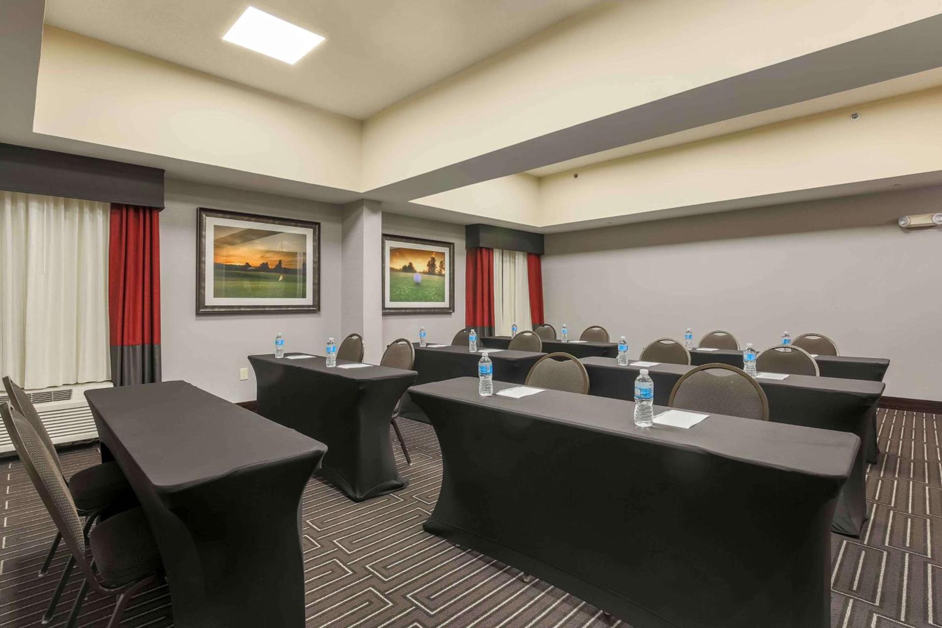 Hampton Inn Memphis-Southwind photo 30