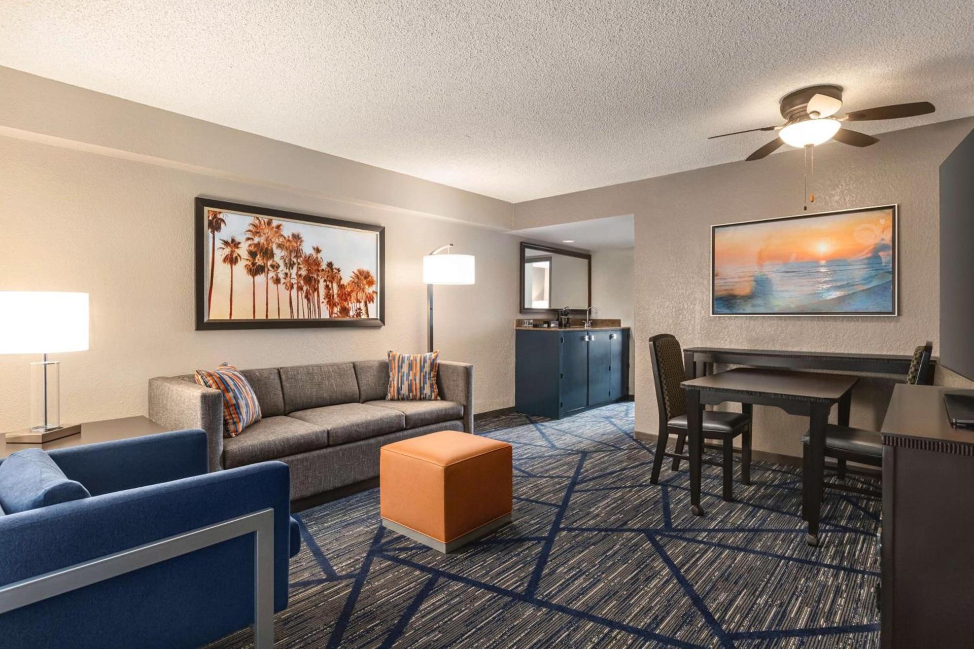 Embassy Suites by Hilton Miami International Airport photo 41
