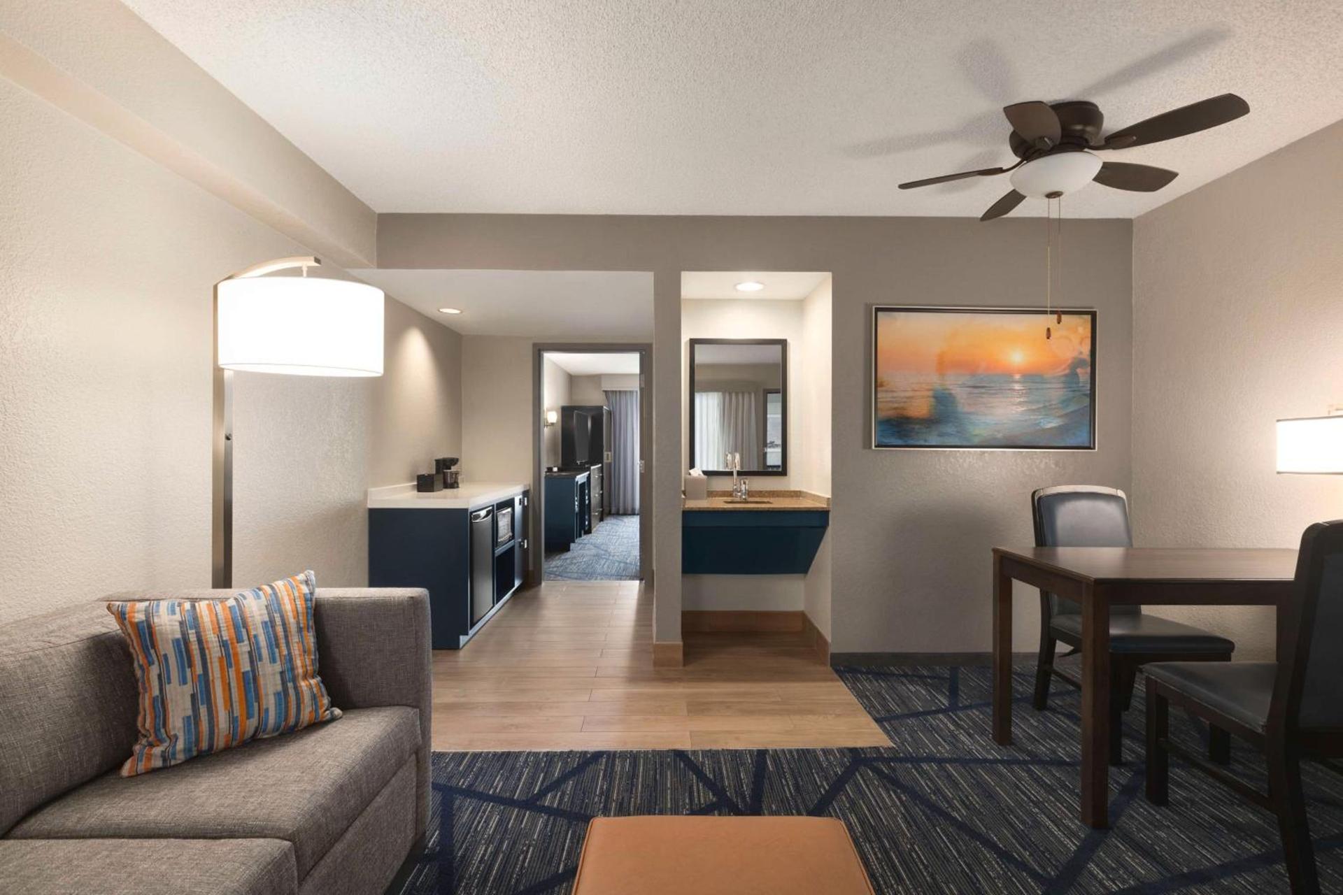 Embassy Suites by Hilton Miami International Airport photo 20